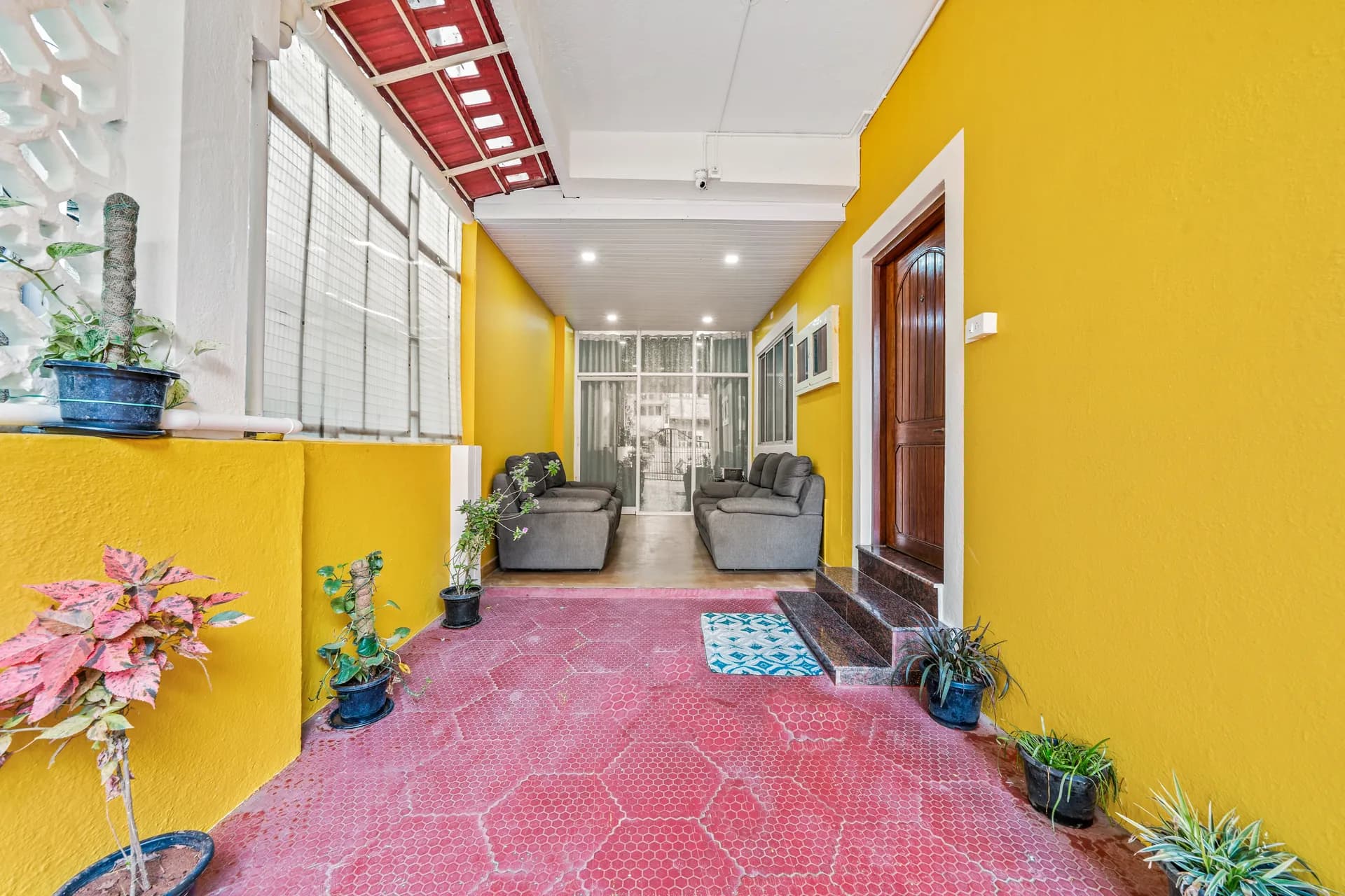 Property photo - Entrance and Parking