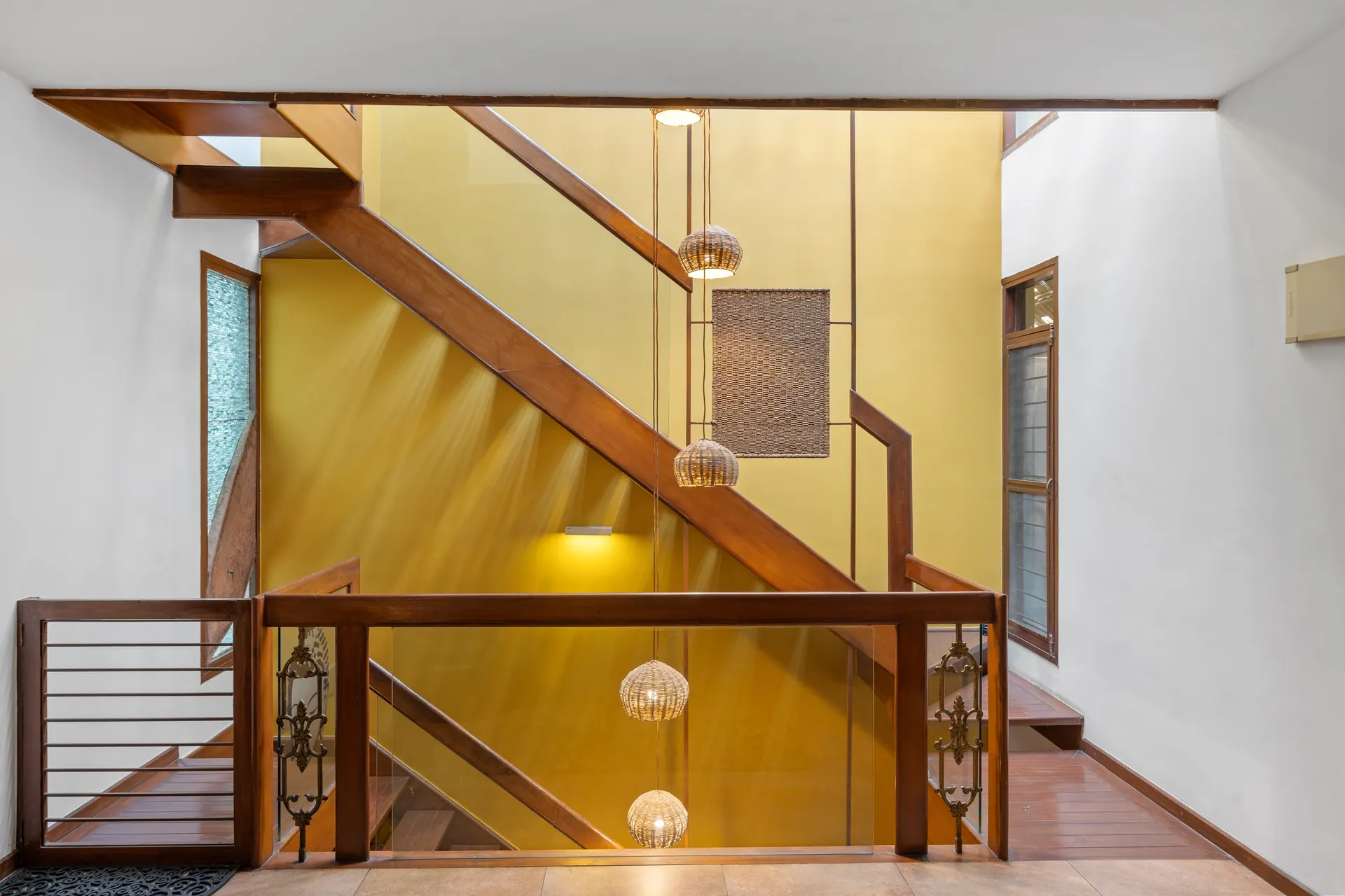 Property photo - Lounge