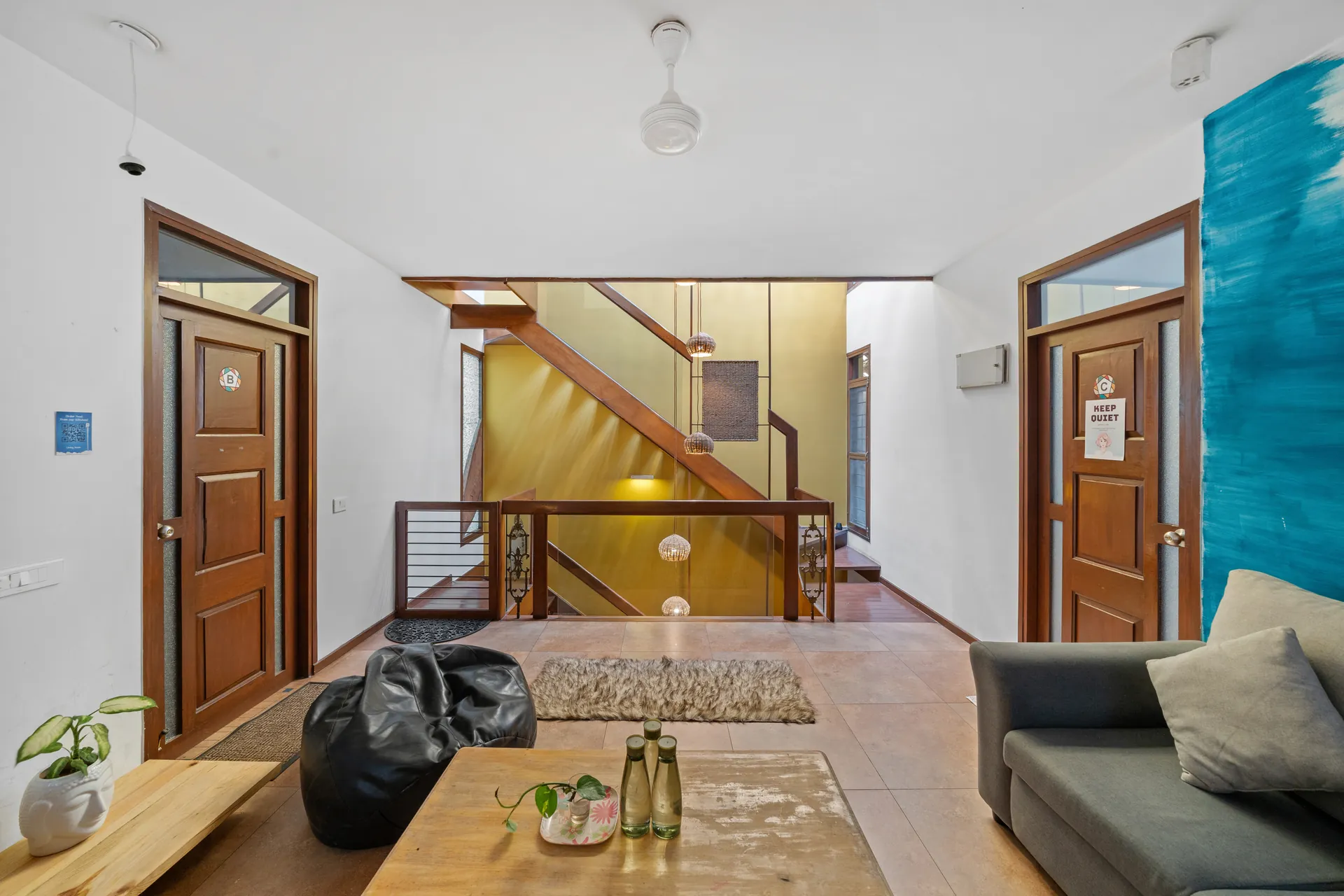 Property photo - Lounge