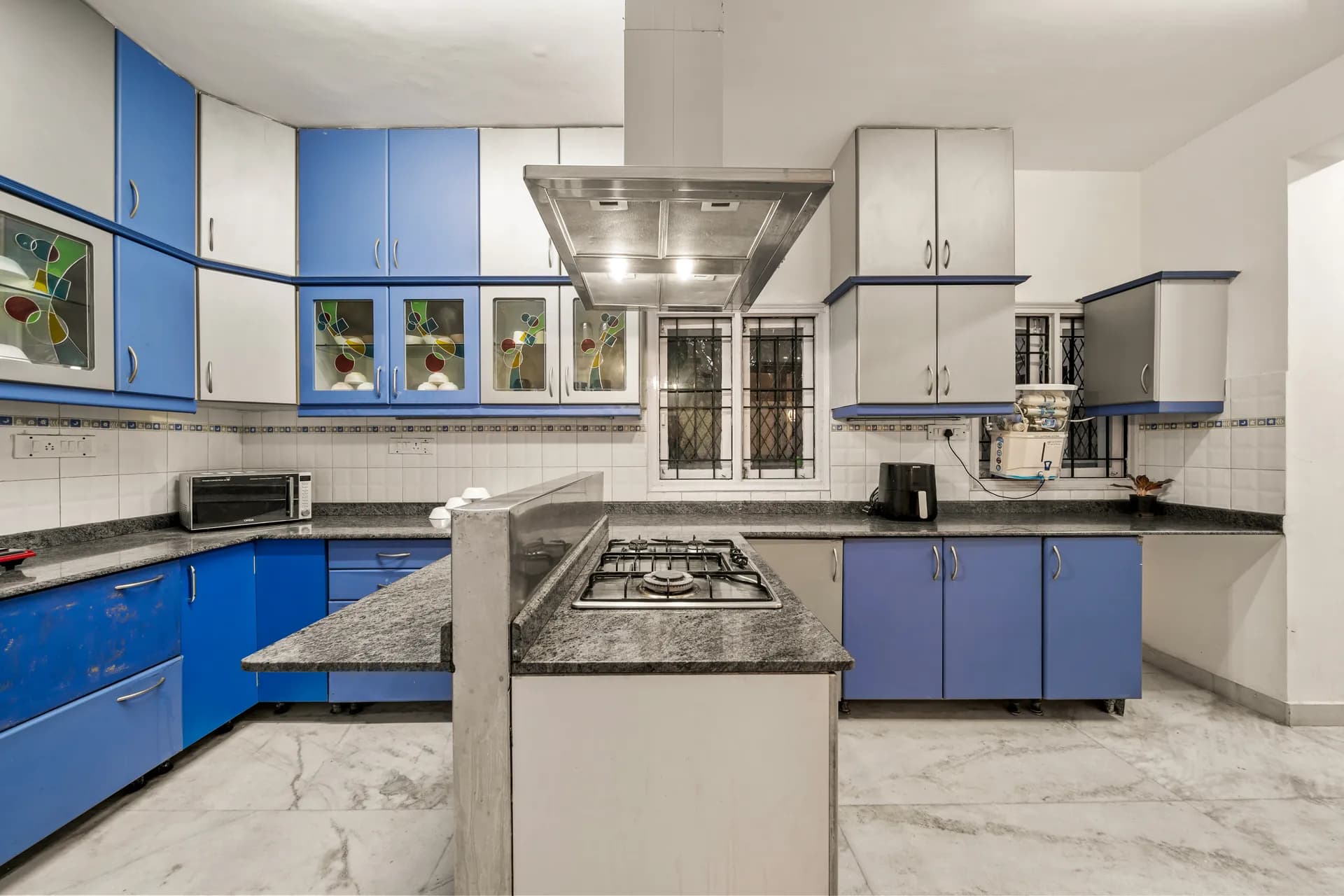 Property photo - Kitchen