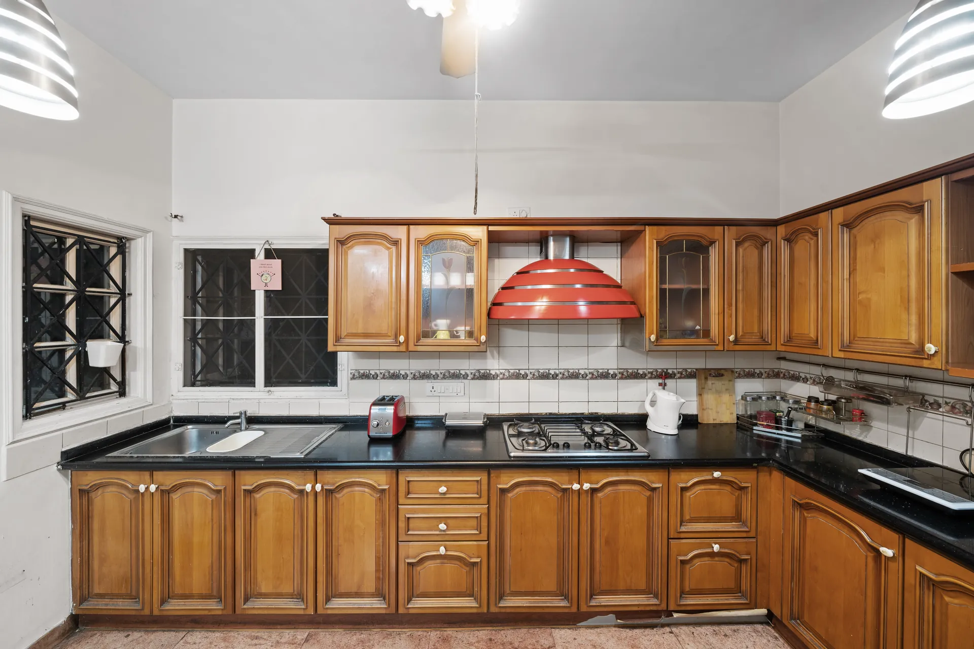 Property photo - Kitchen