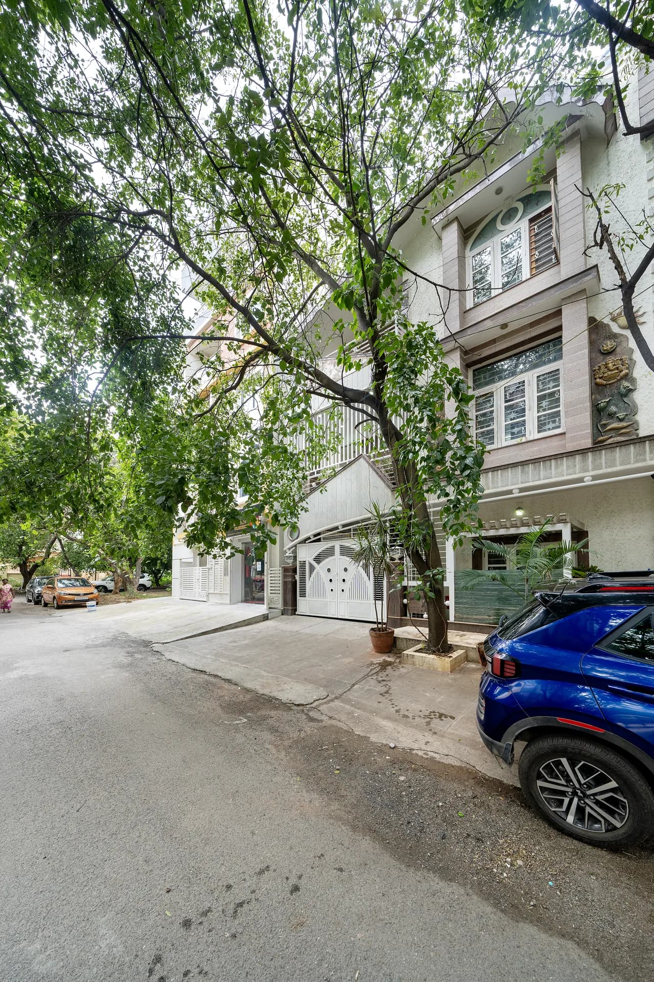 Property photo - Exterior and Parking