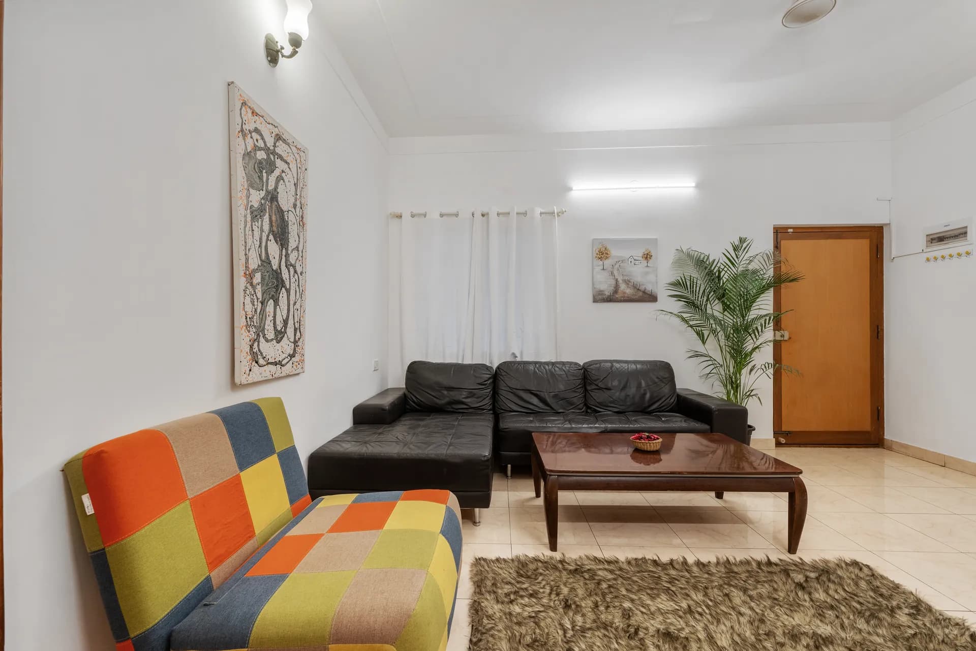 Property photo - Lounge