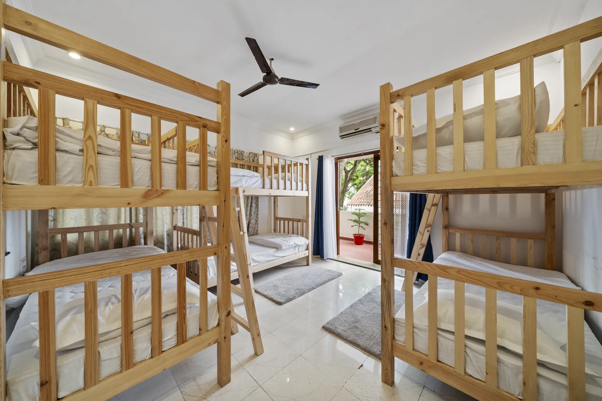 Fifth Bedroom preview