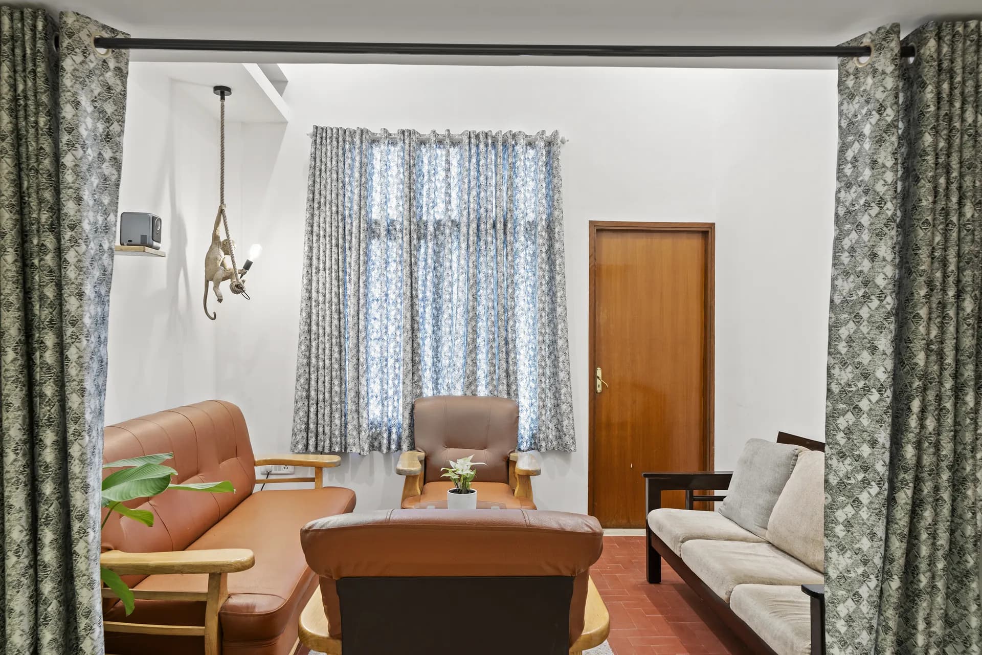 Property photo - Lounge