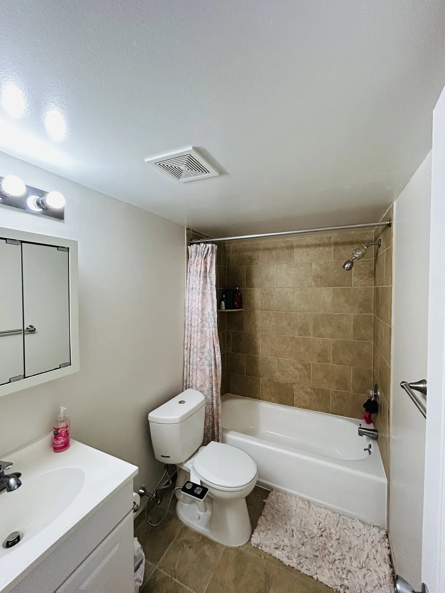Property photo - Washroom