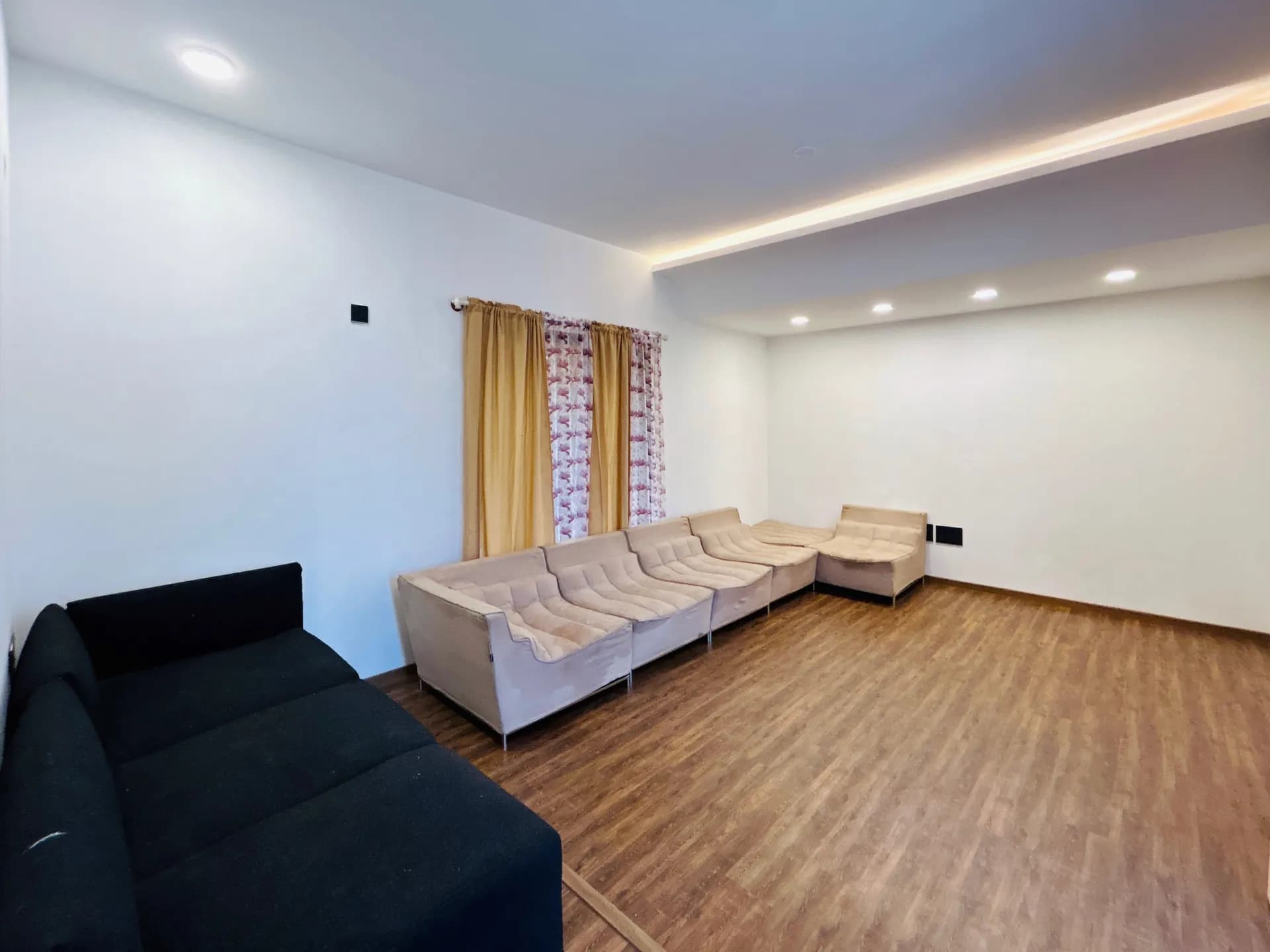 Movie Theatre preview