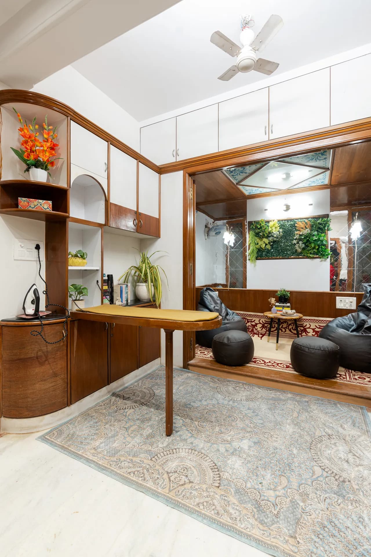 Property photo - Lounge