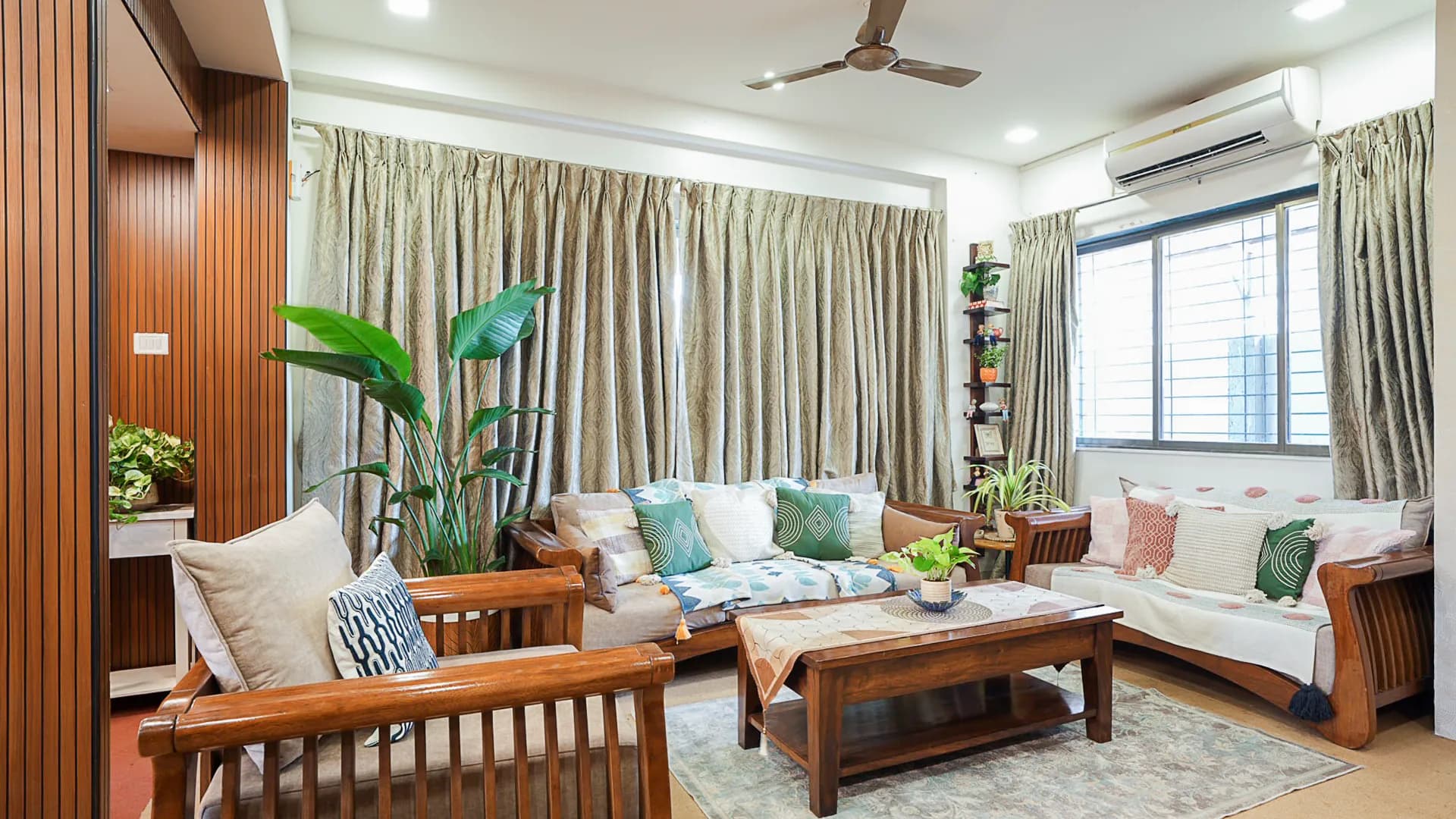 Property photo - Living Area