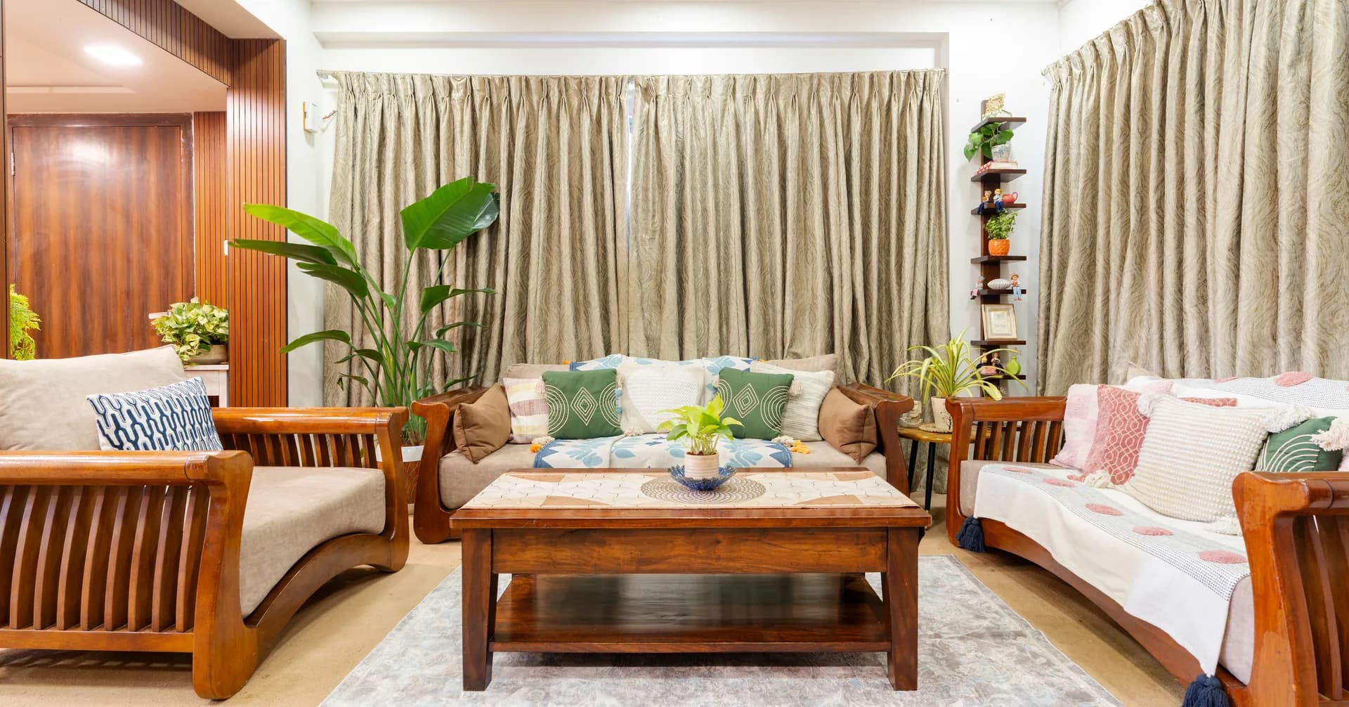 Property photo - Living Area