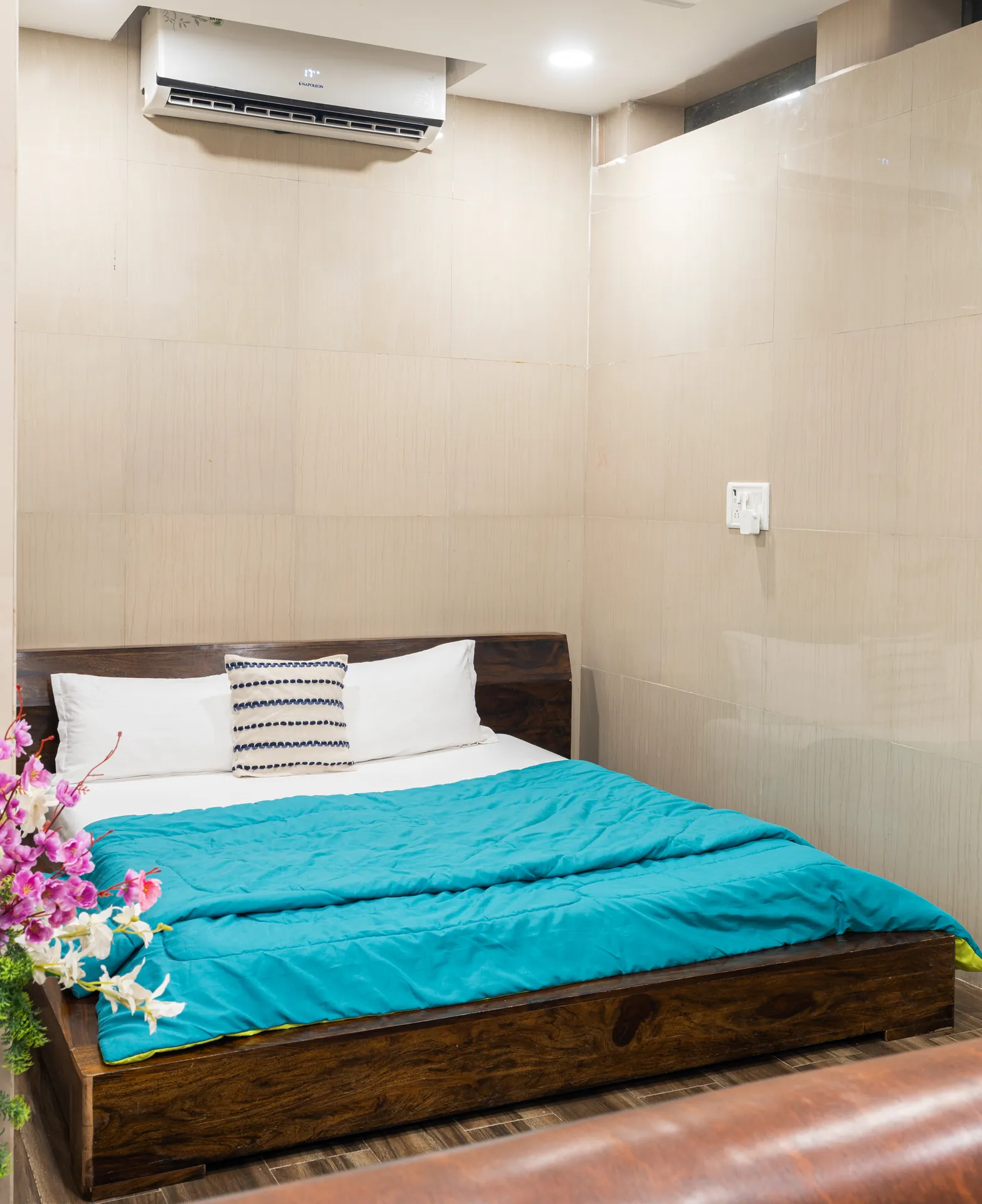 Fifth Bedroom preview