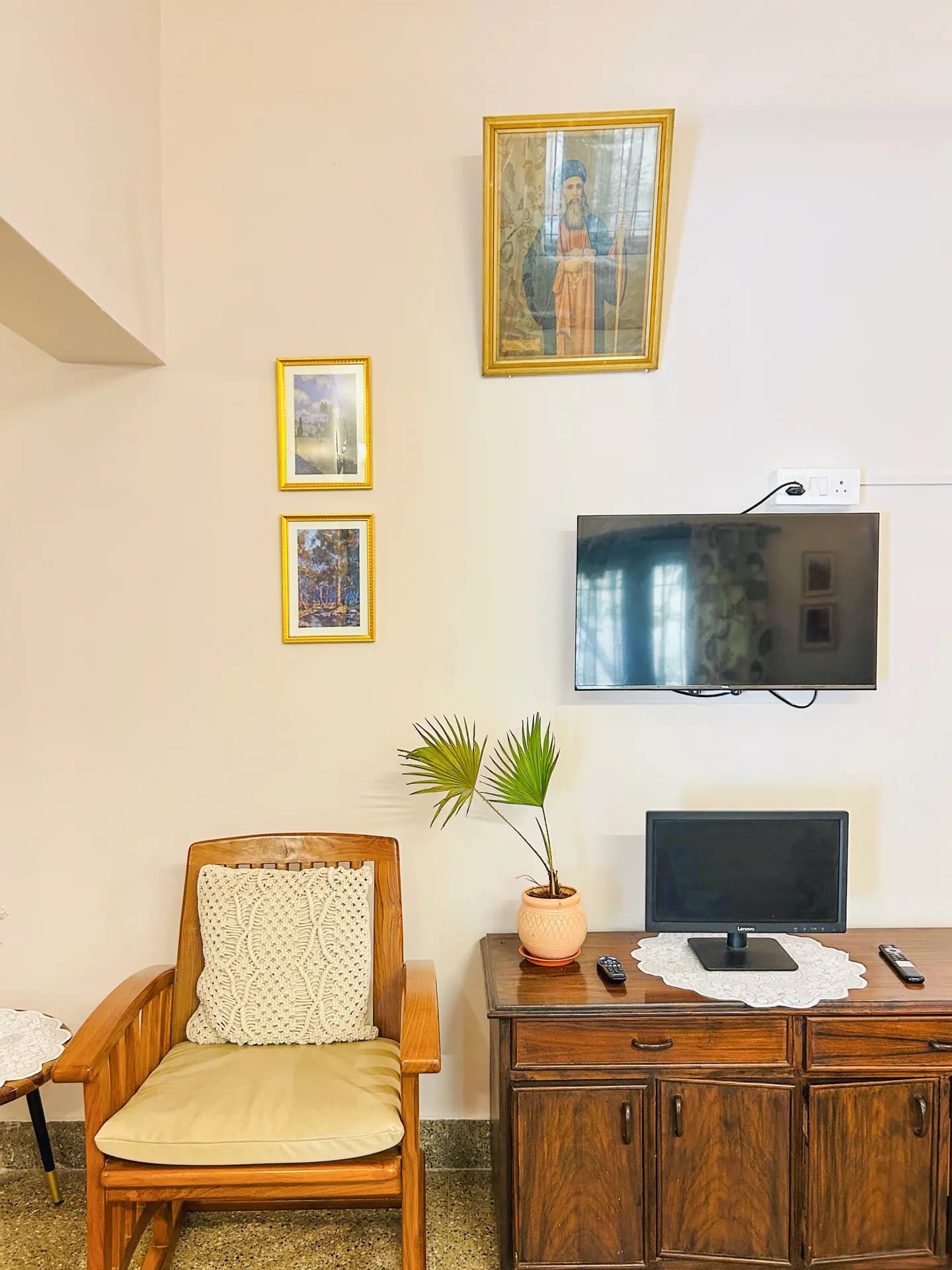 Property photo - Living Area