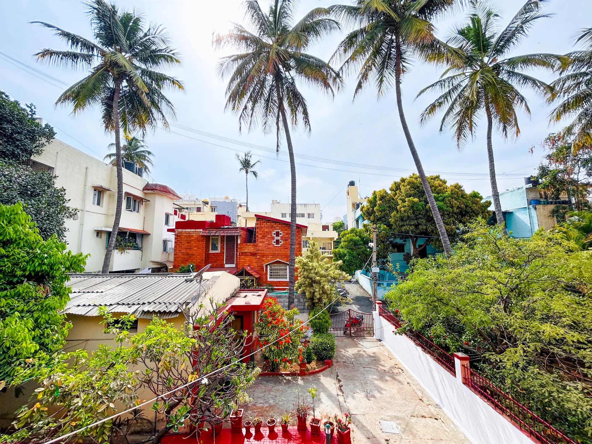 Property photo - Entrance and Parking