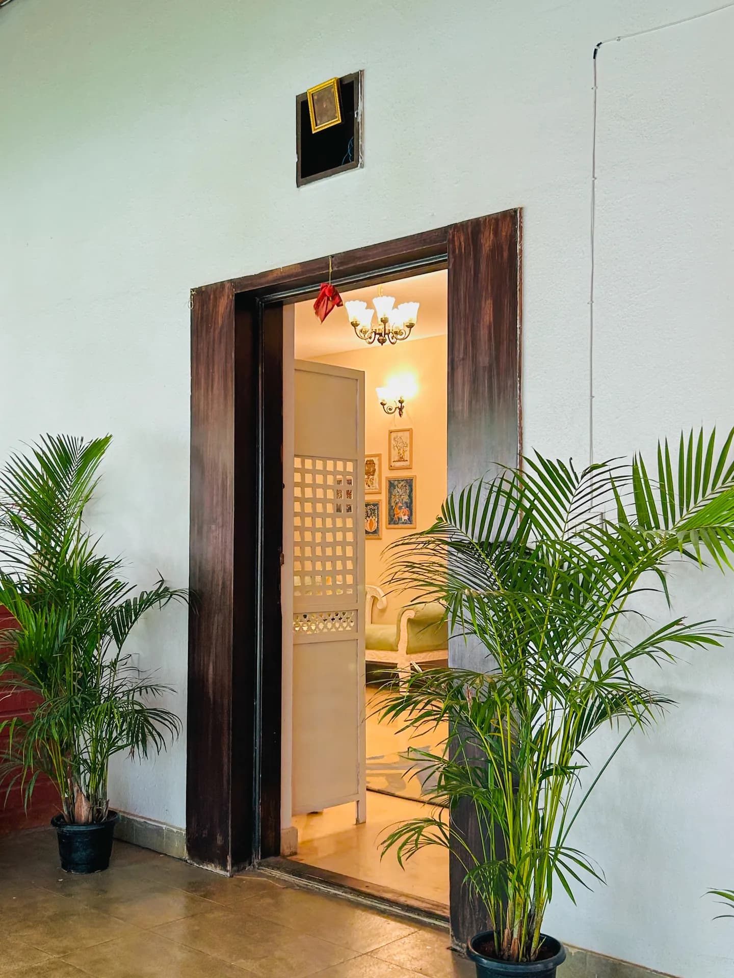 Property photo - Entrance and Parking