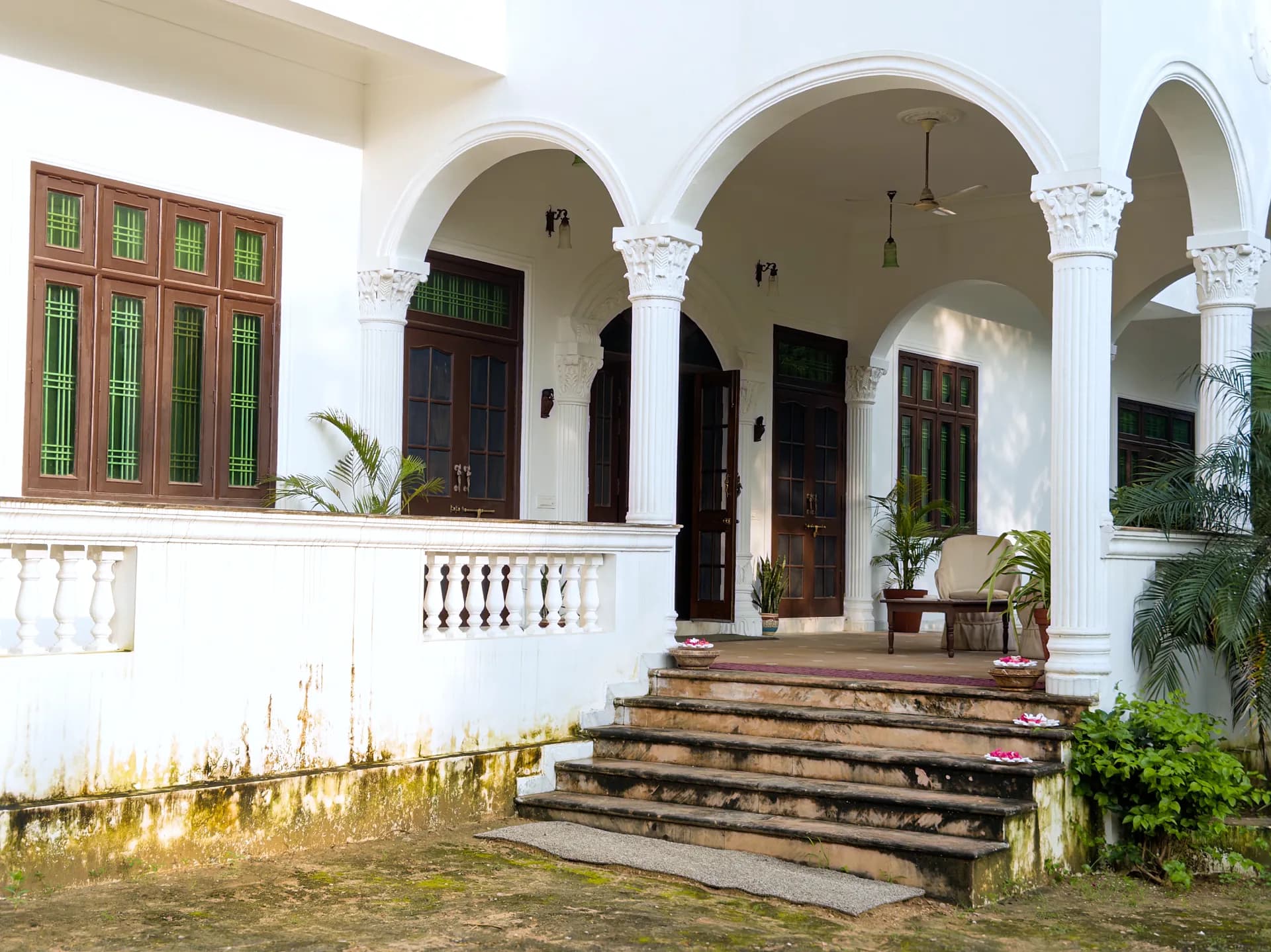 Property photo - Entrance and Parking