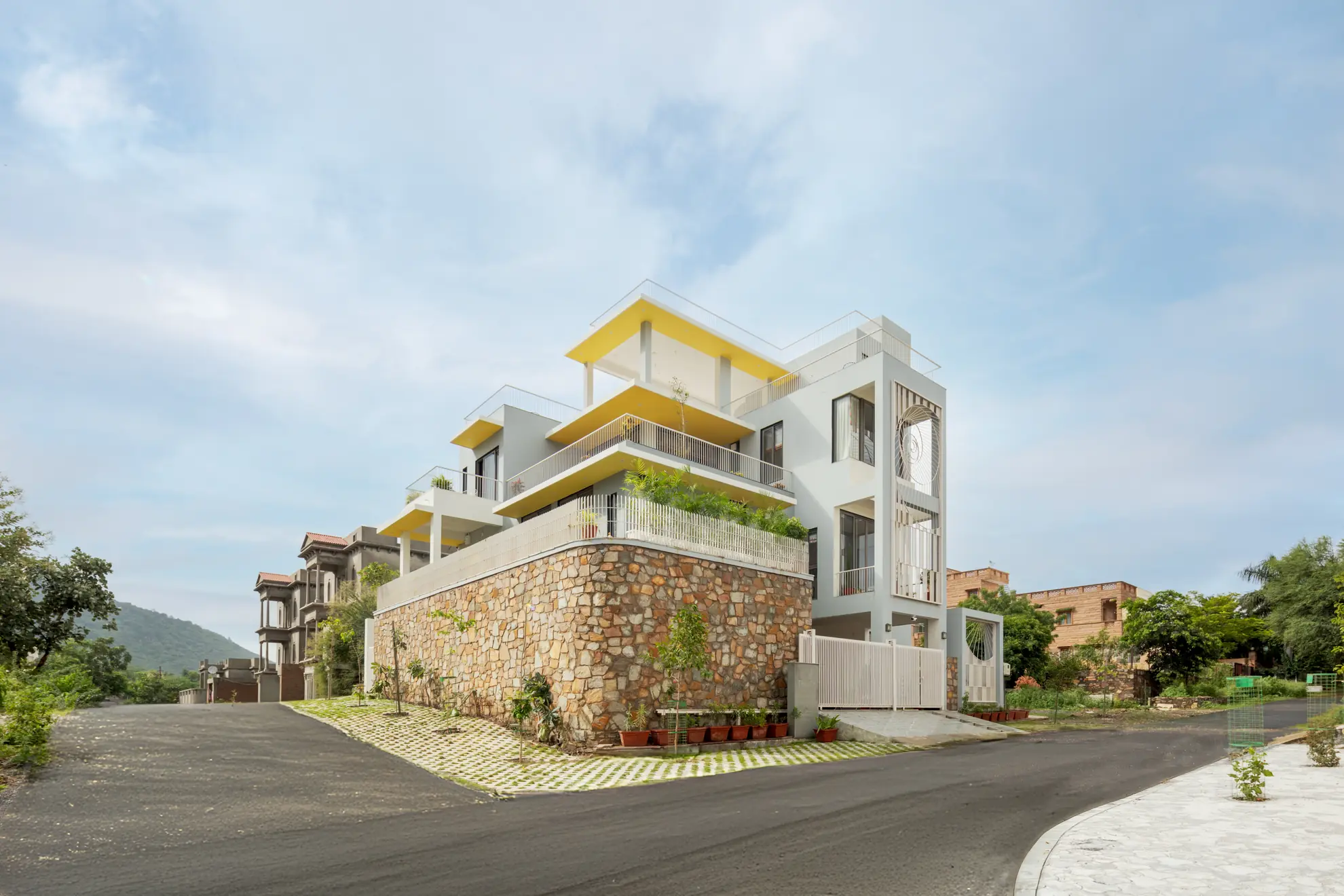 Property photo - Entrance and Parking