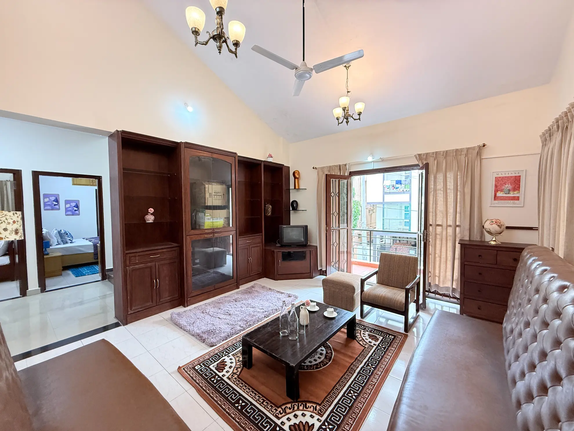 Property photo - Lounge