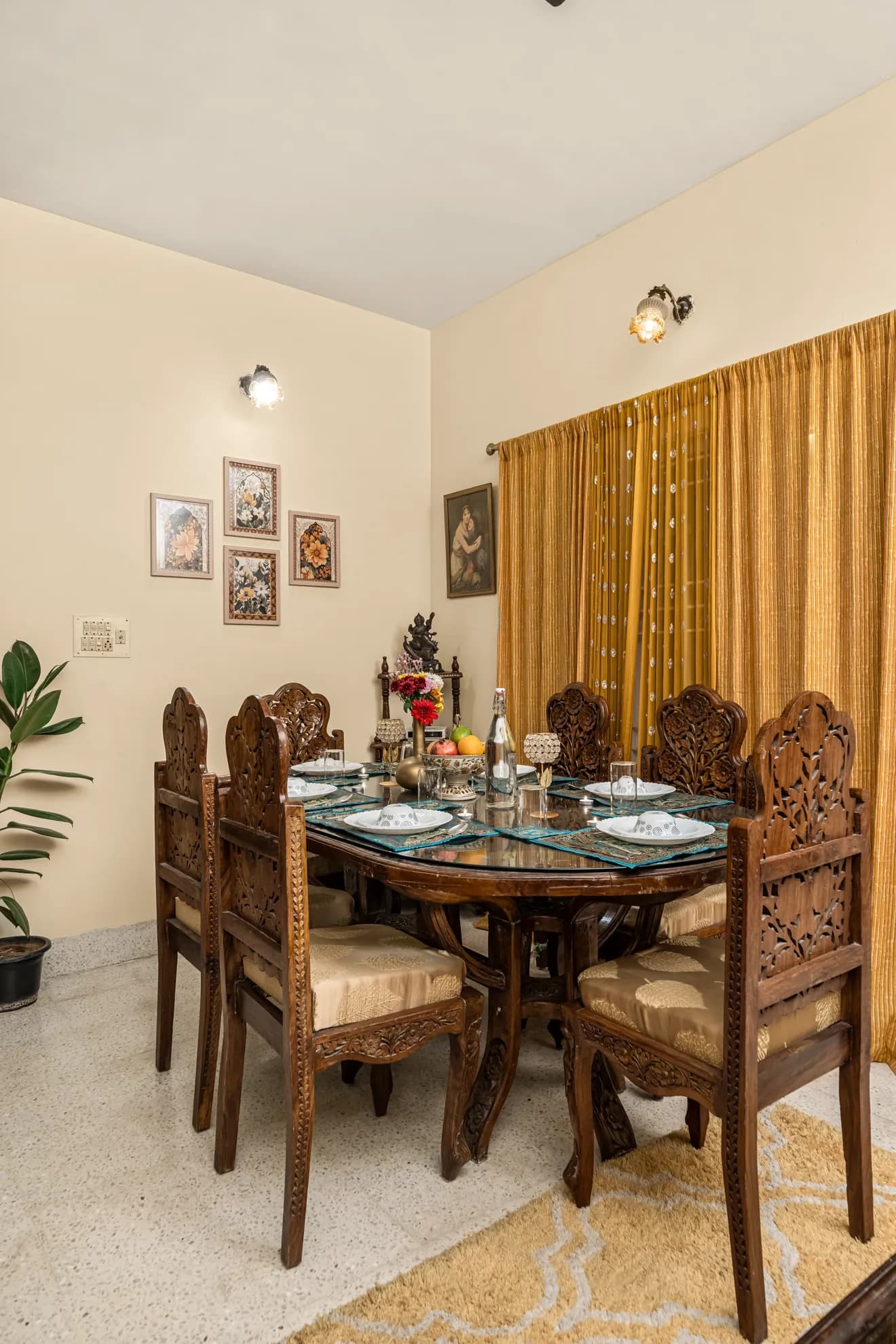 Property photo - Lounge