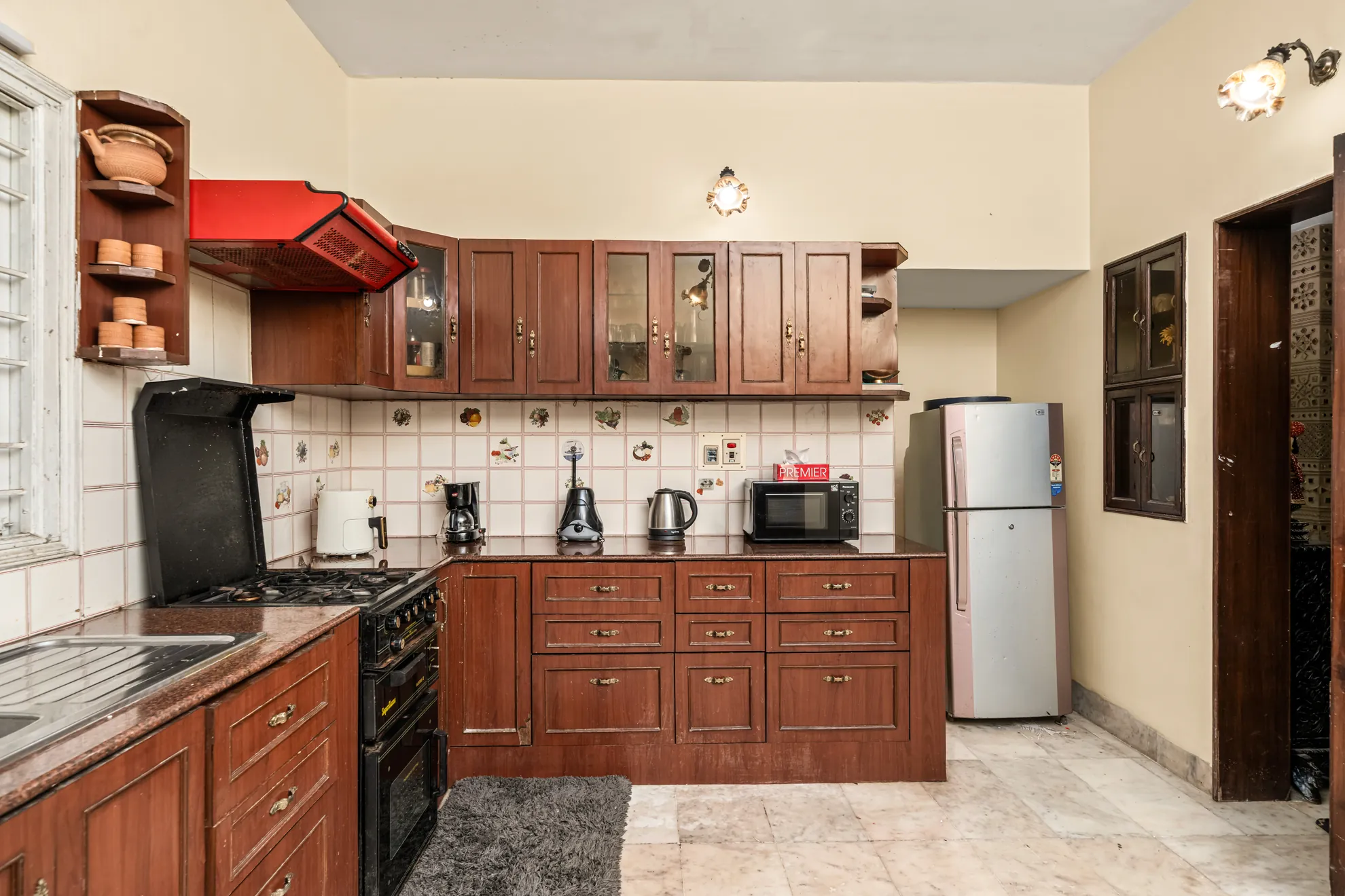 Property photo - Kitchen