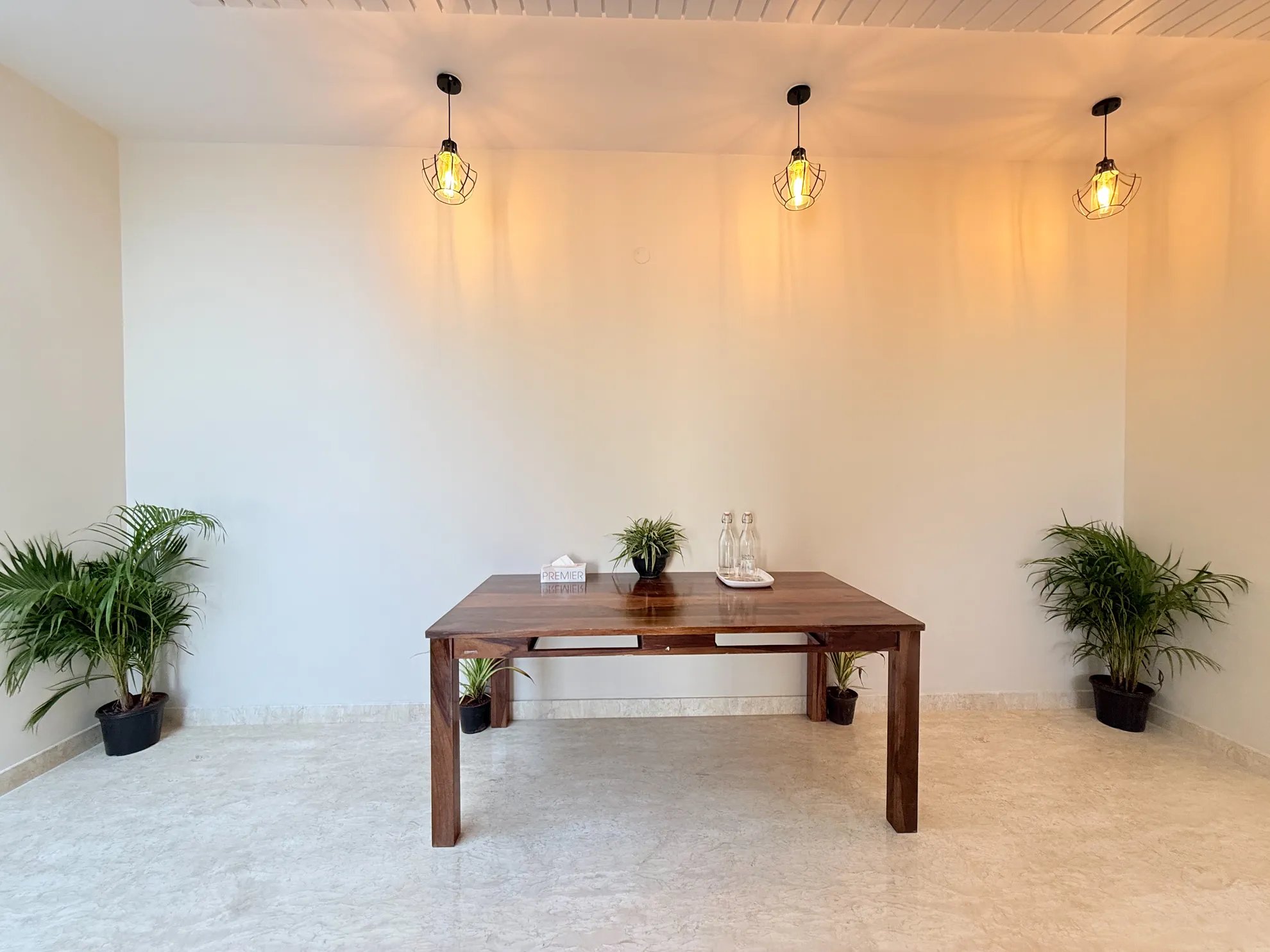 Property photo - Lounge