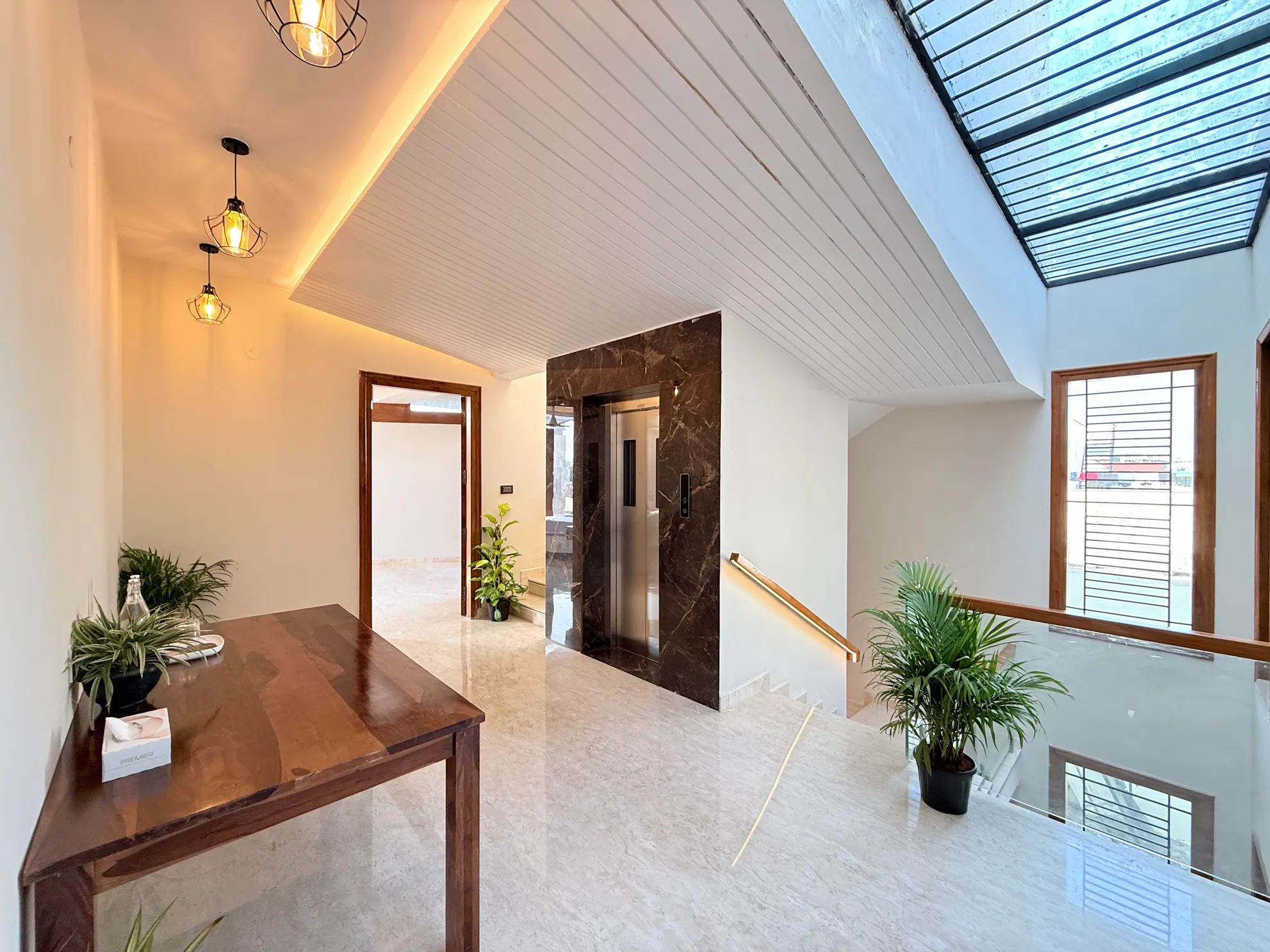 Property photo - Lounge