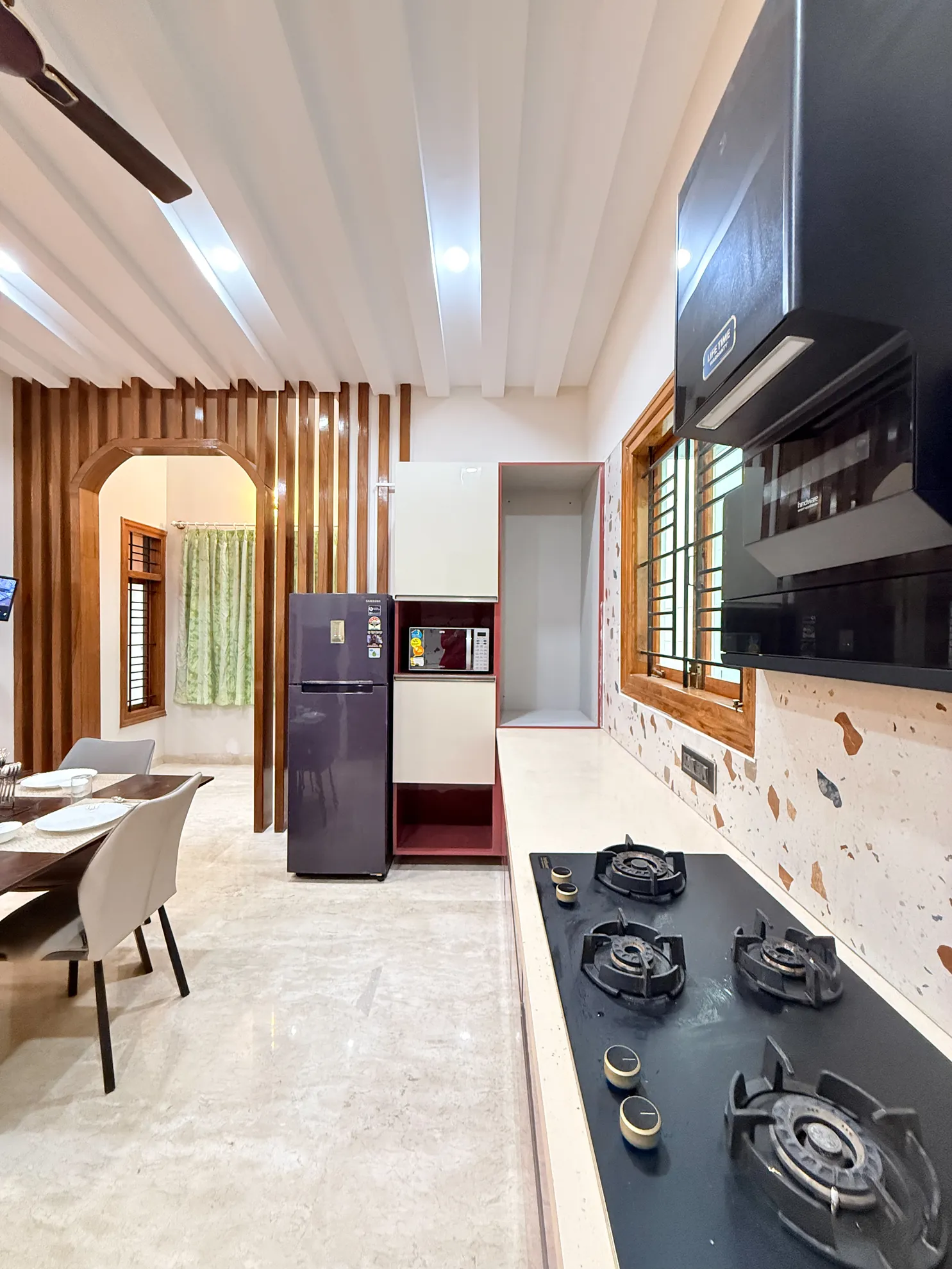 Property photo - Kitchen