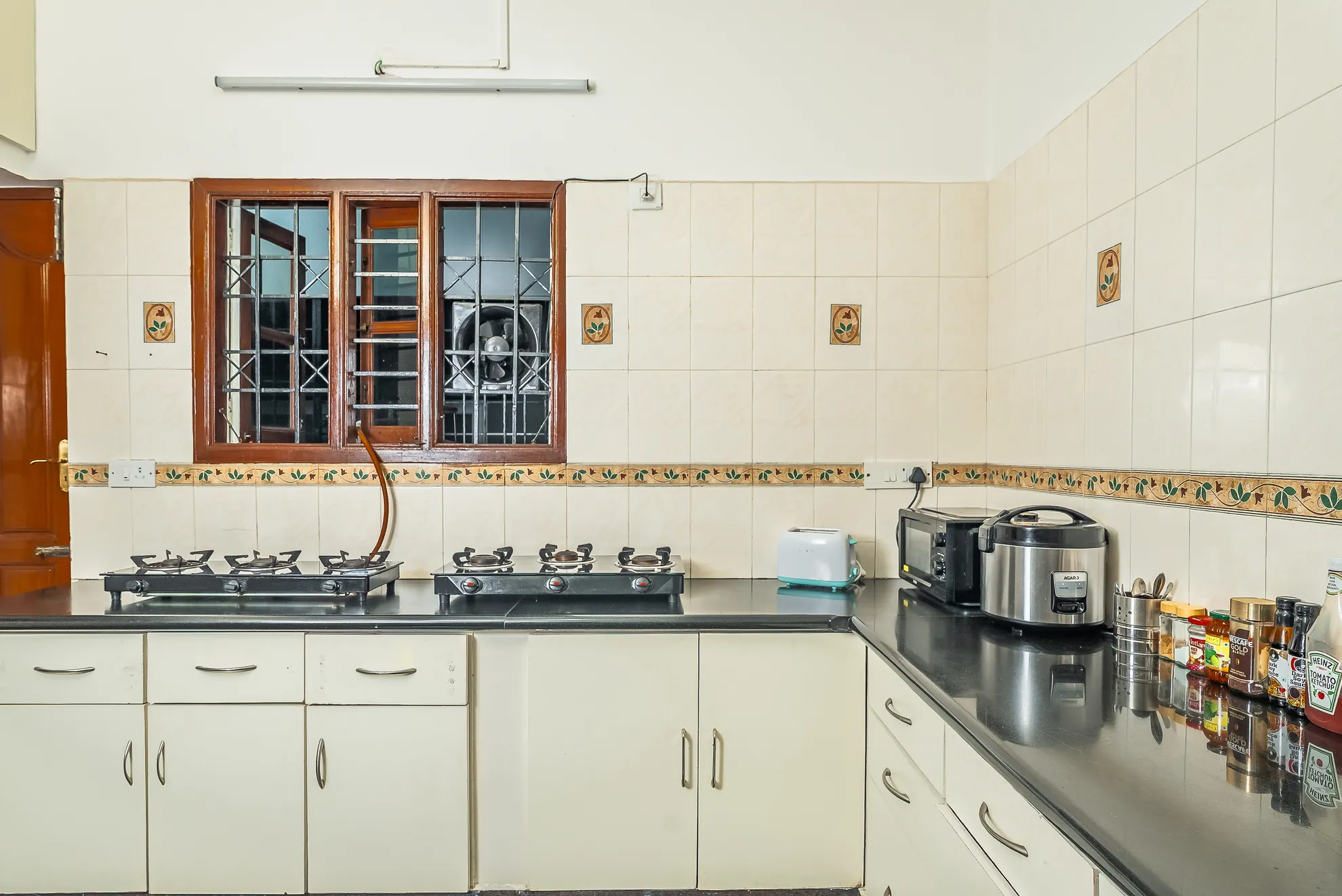 Property photo - Kitchen