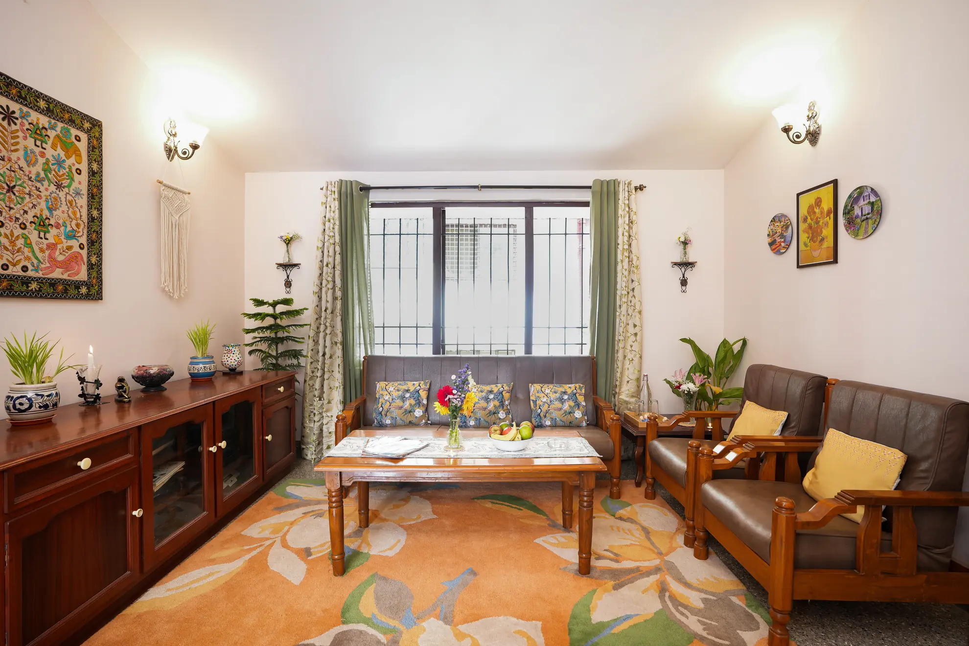 Property photo - Lounge