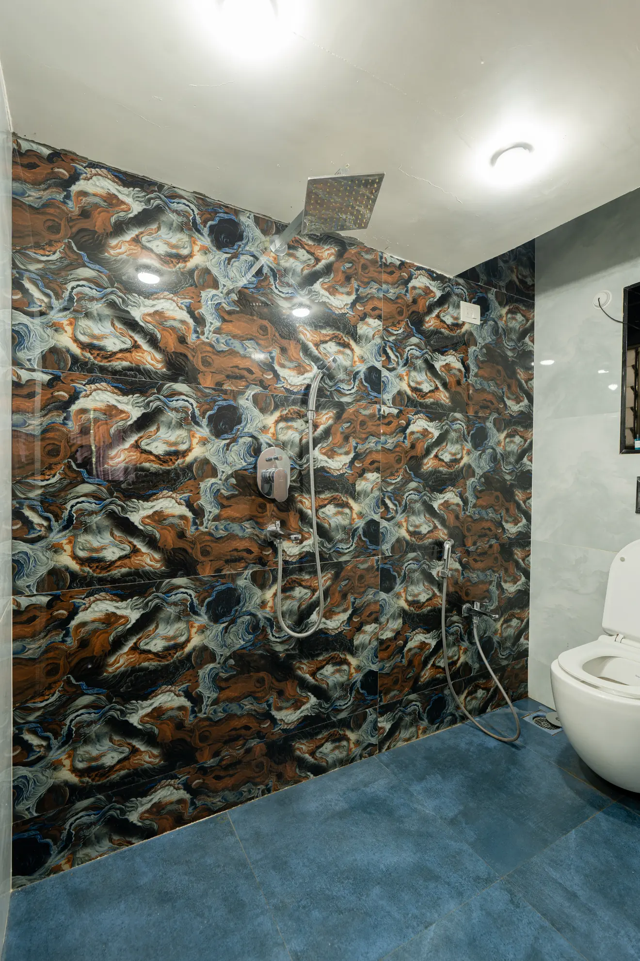 First Bedroom extra 6