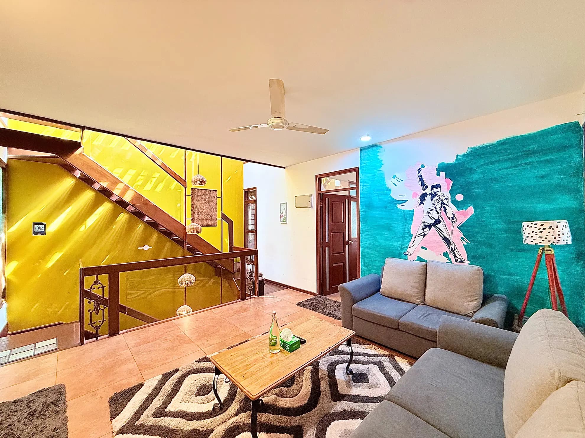 Property photo - Lounge