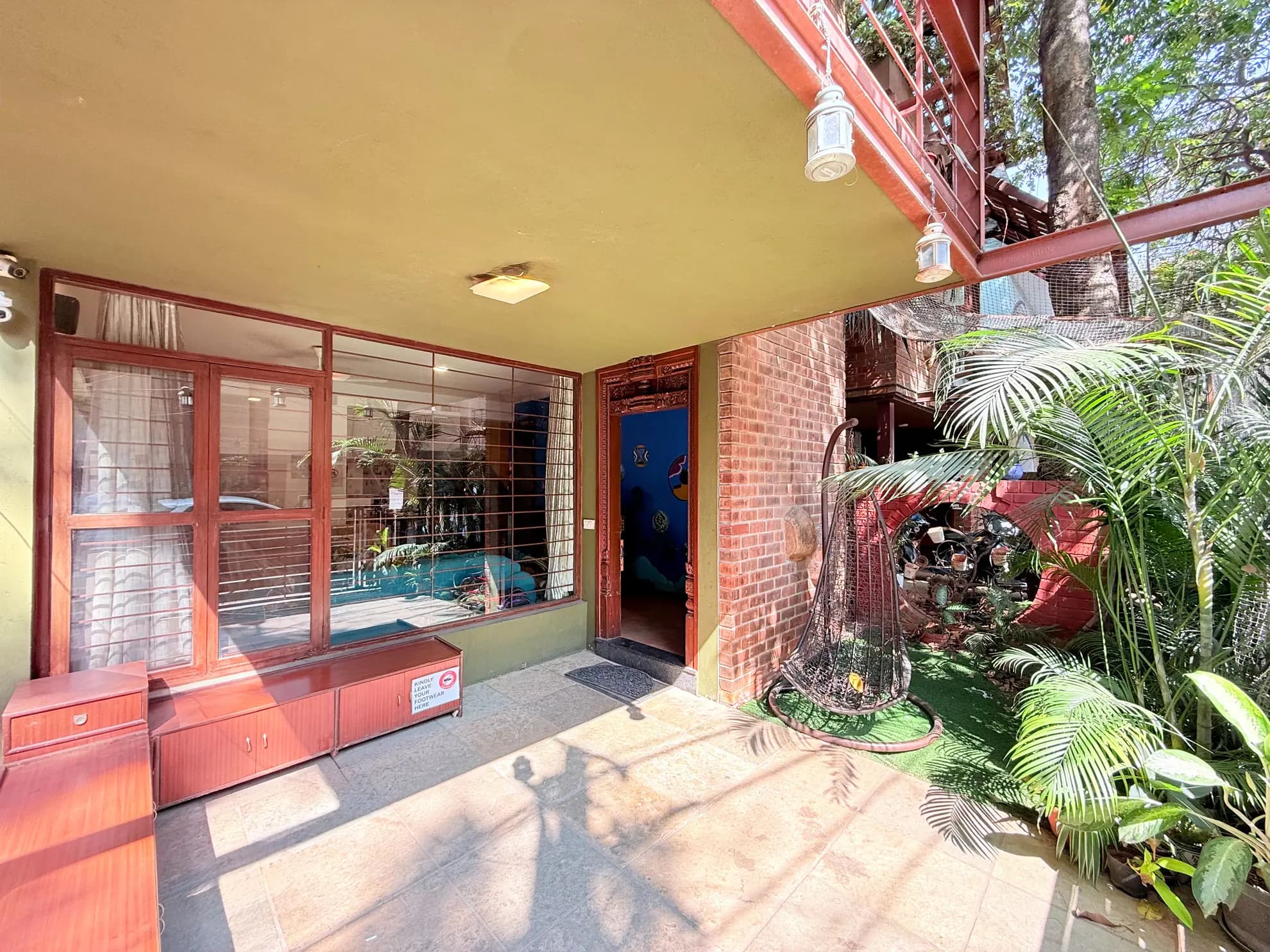 Property photo - Entrance and Parking