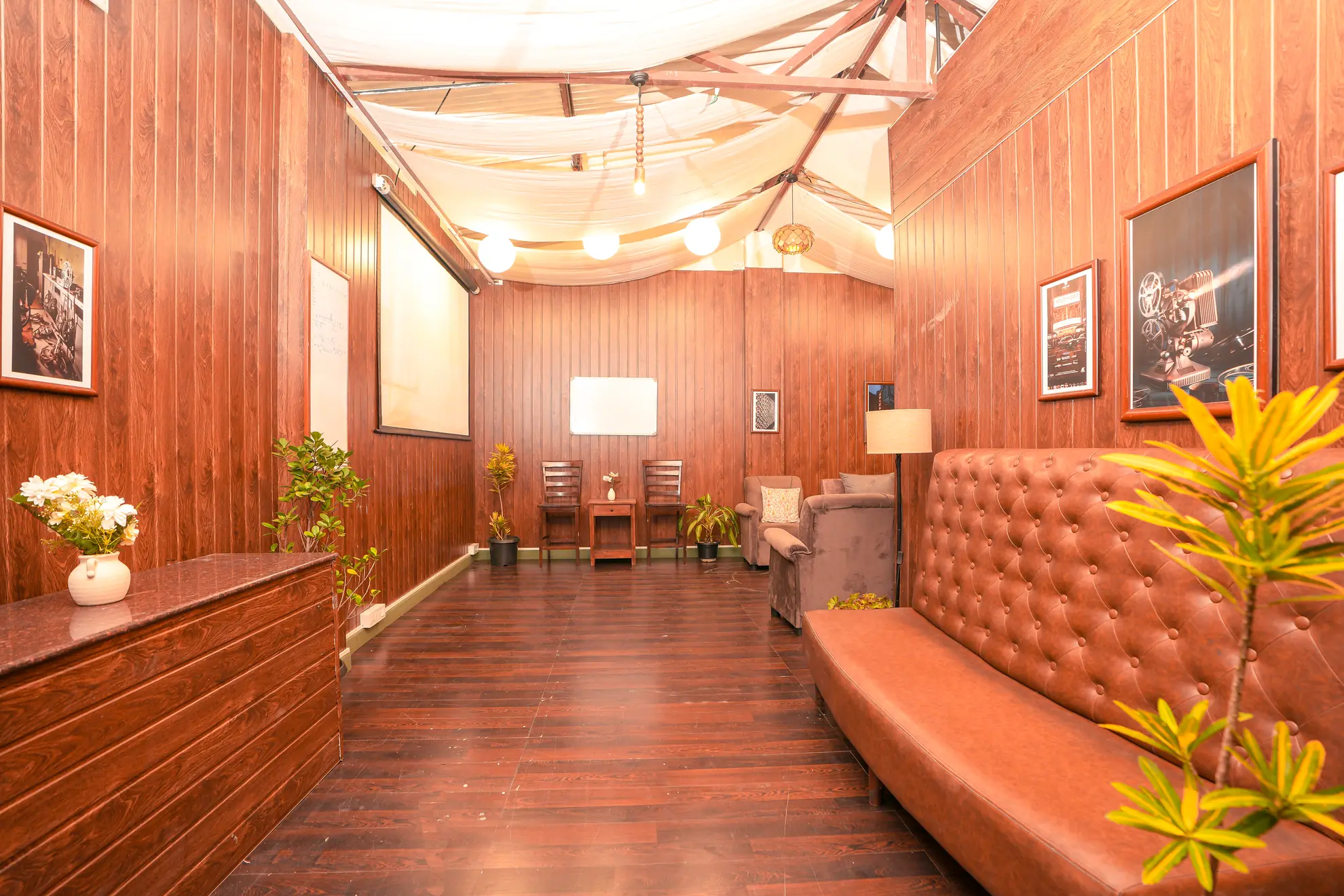 Private Theatre extra 2