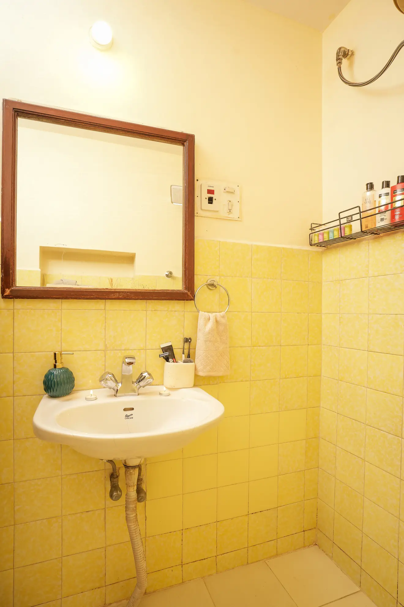 First Bedroom extra 7