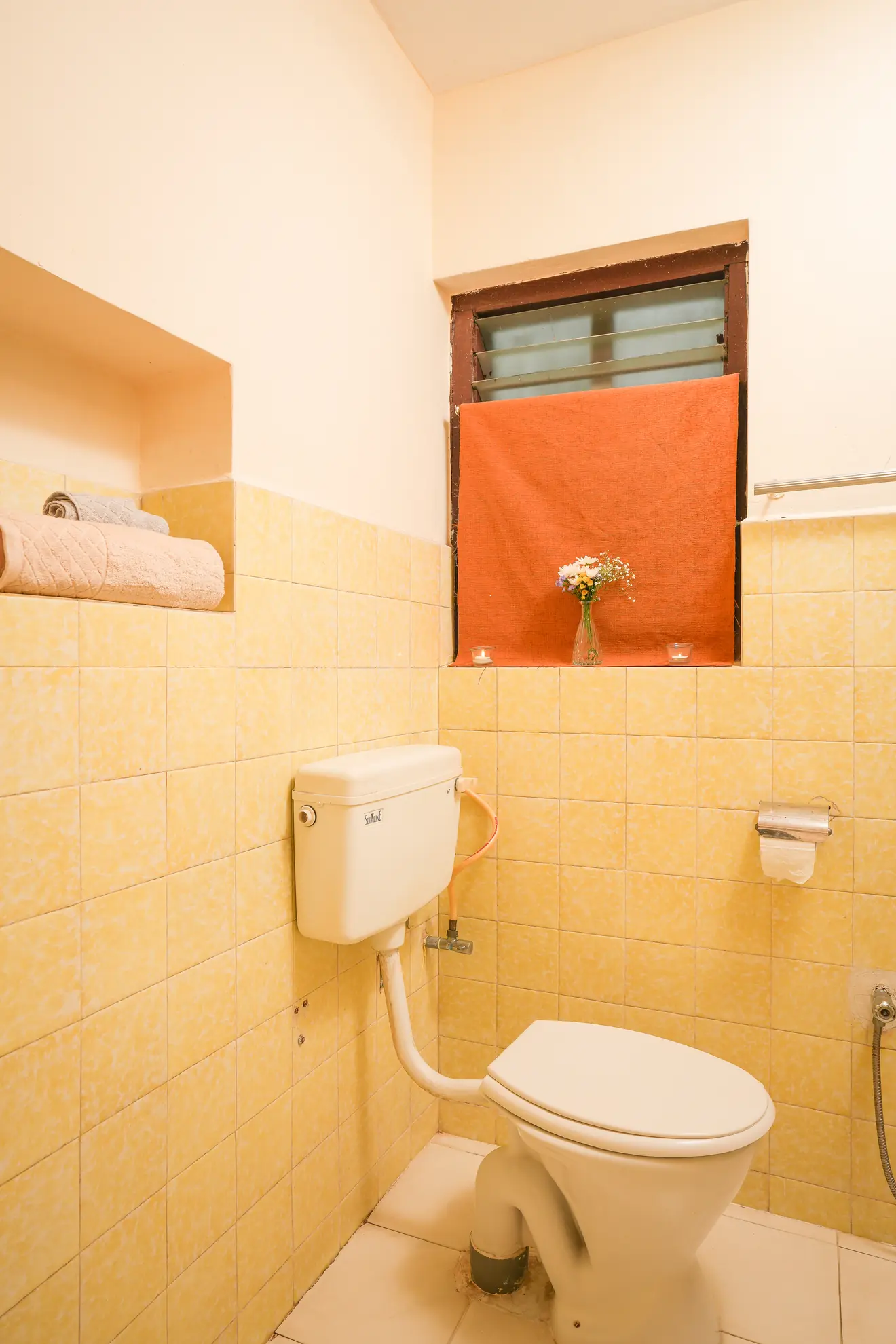 First Bedroom extra 6