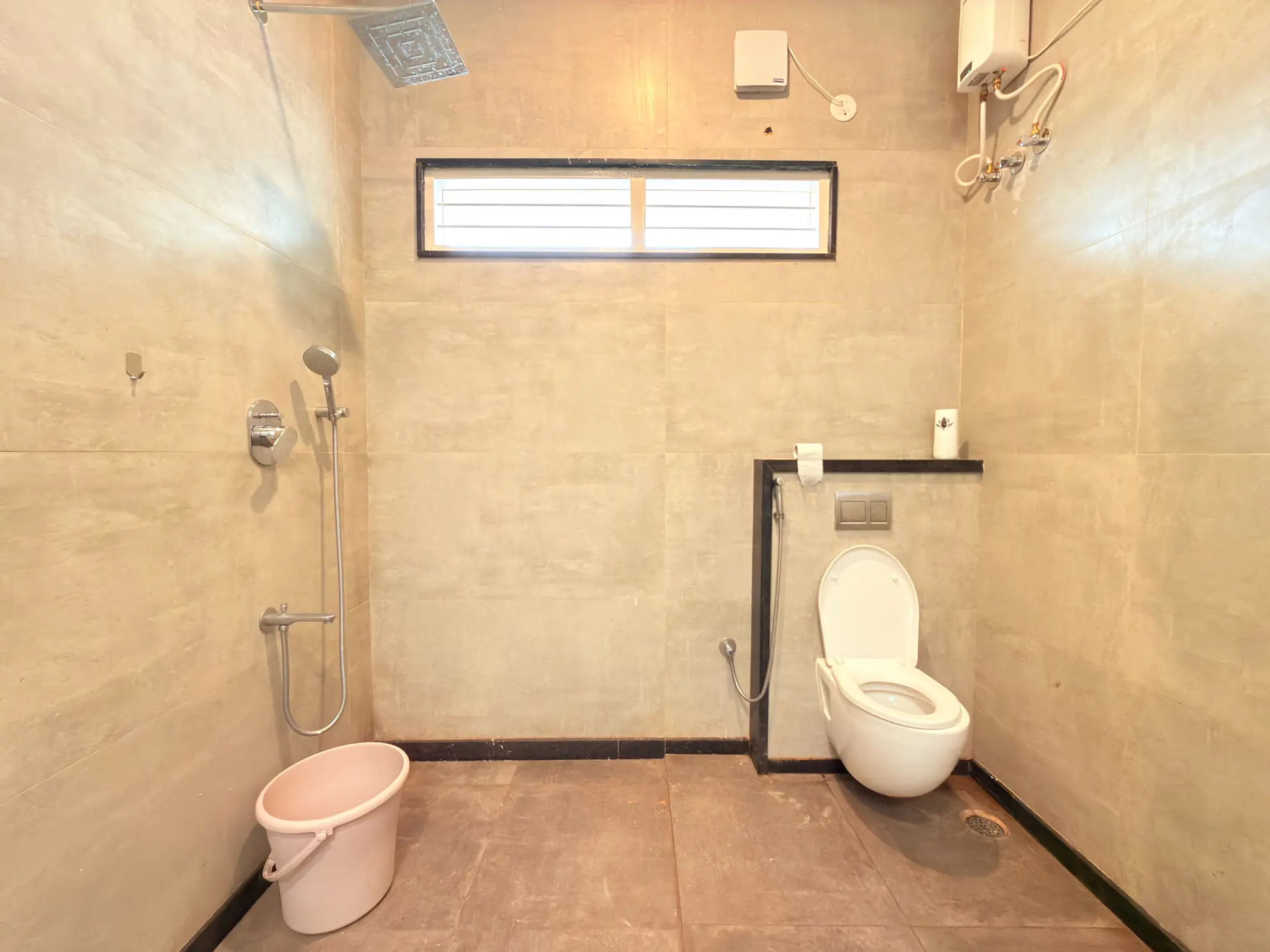 First Bedroom extra 9