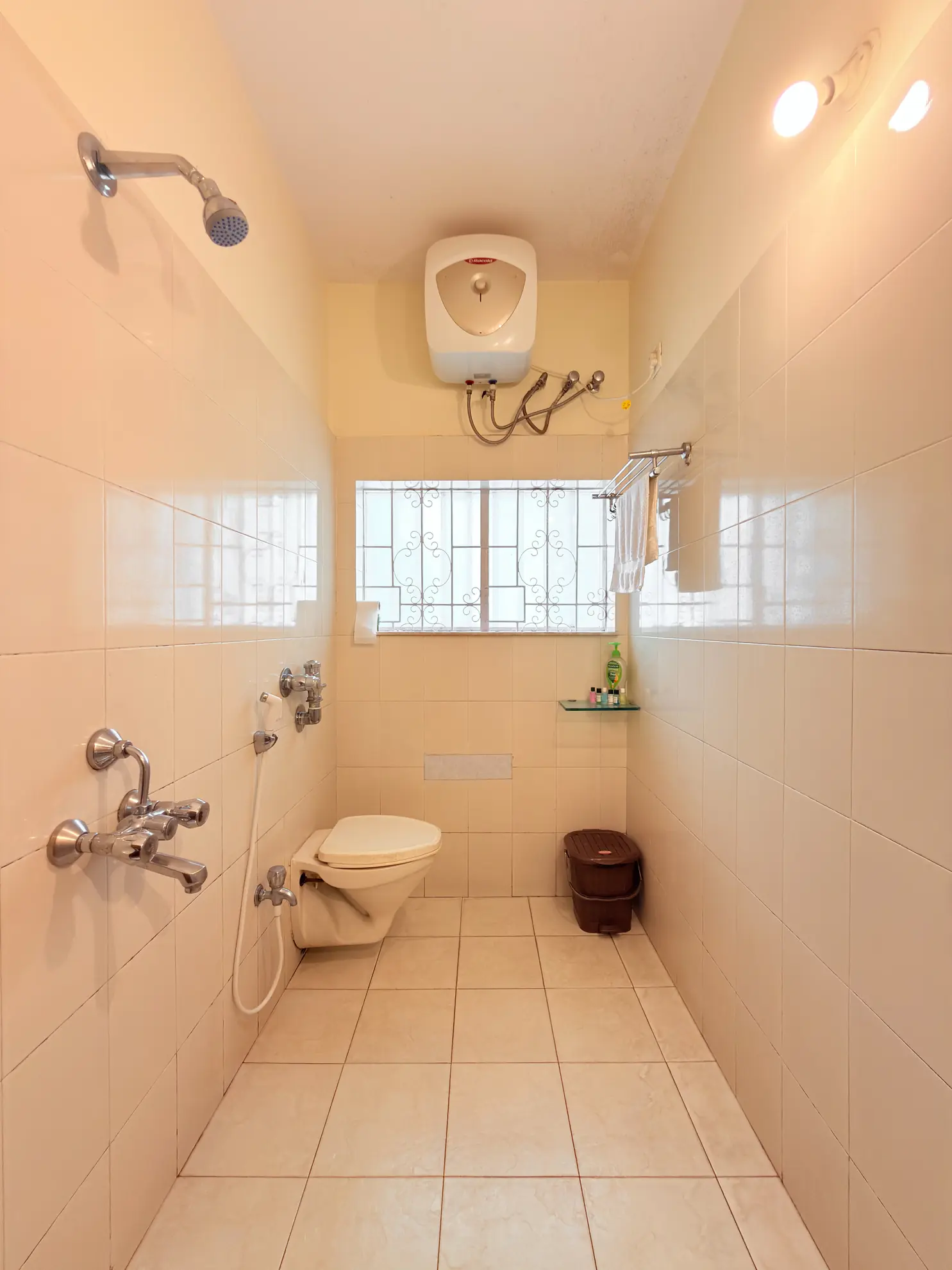 First Bedroom extra 3