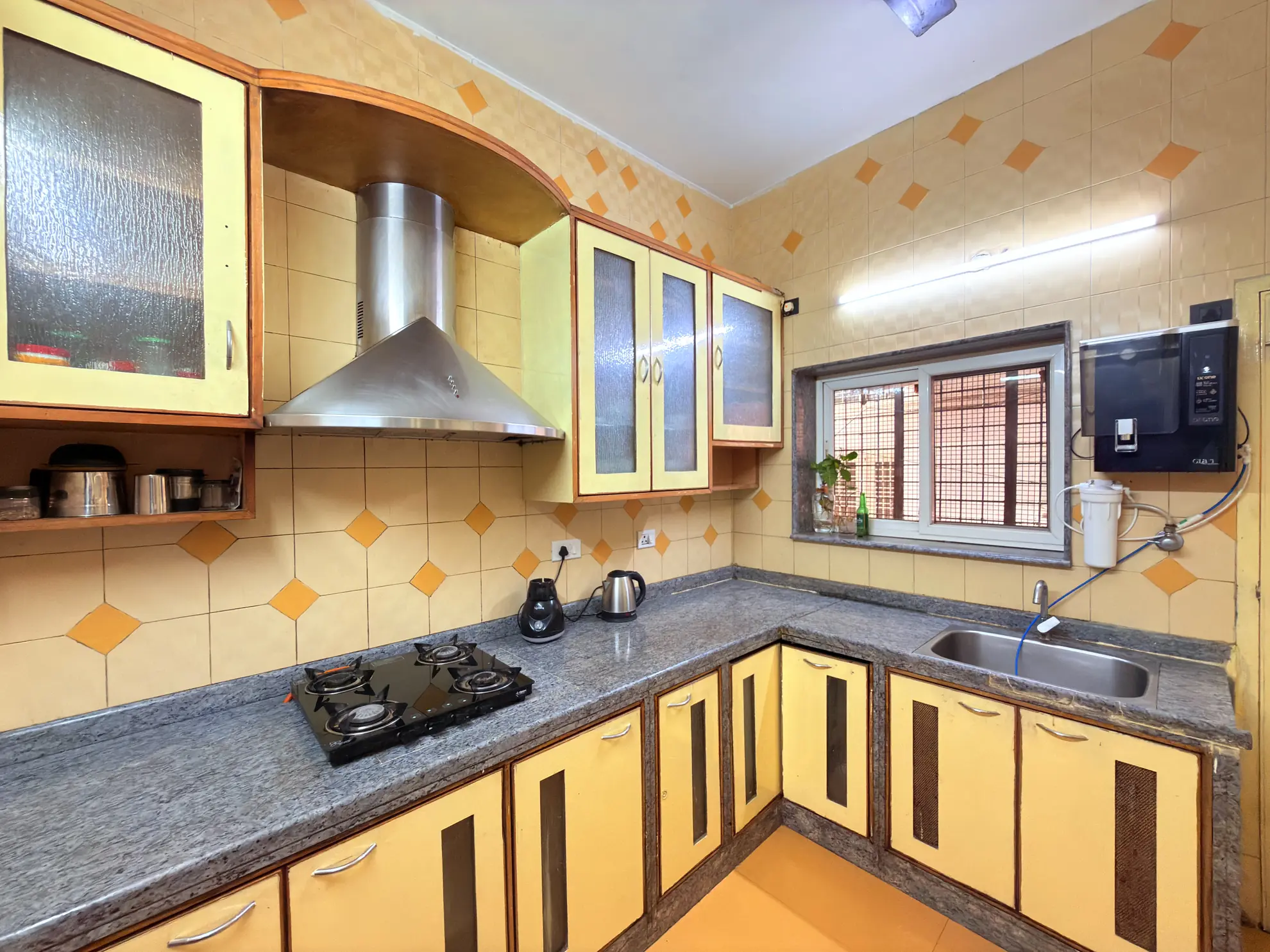 Property photo - Kitchen