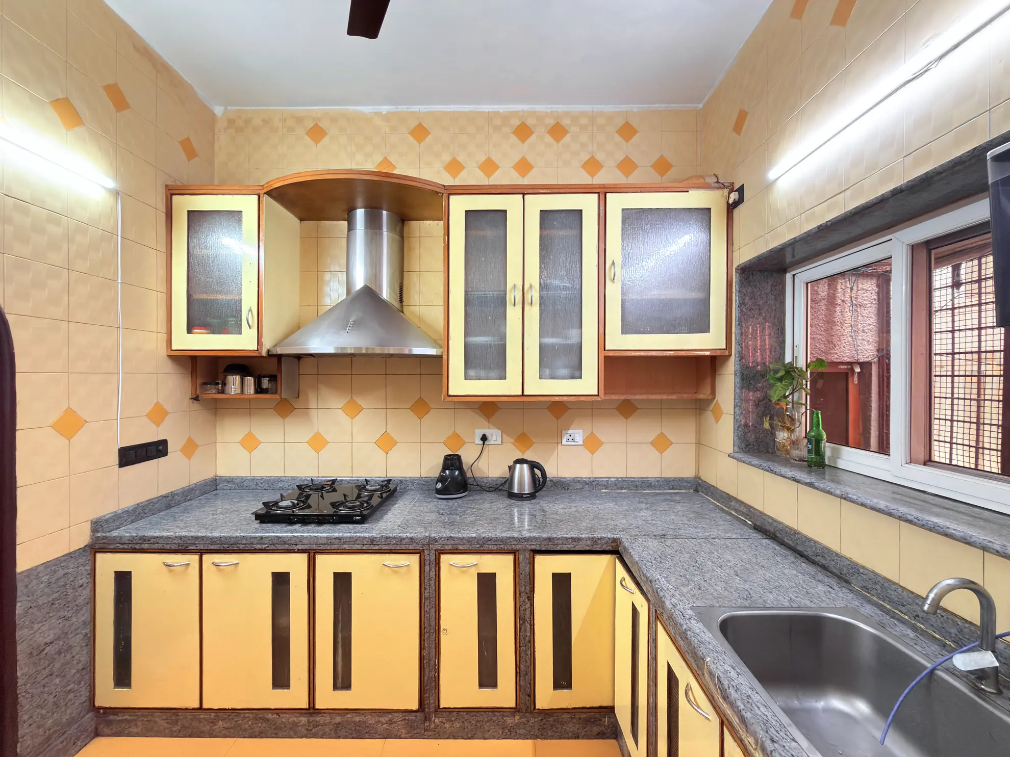 Property photo - Kitchen