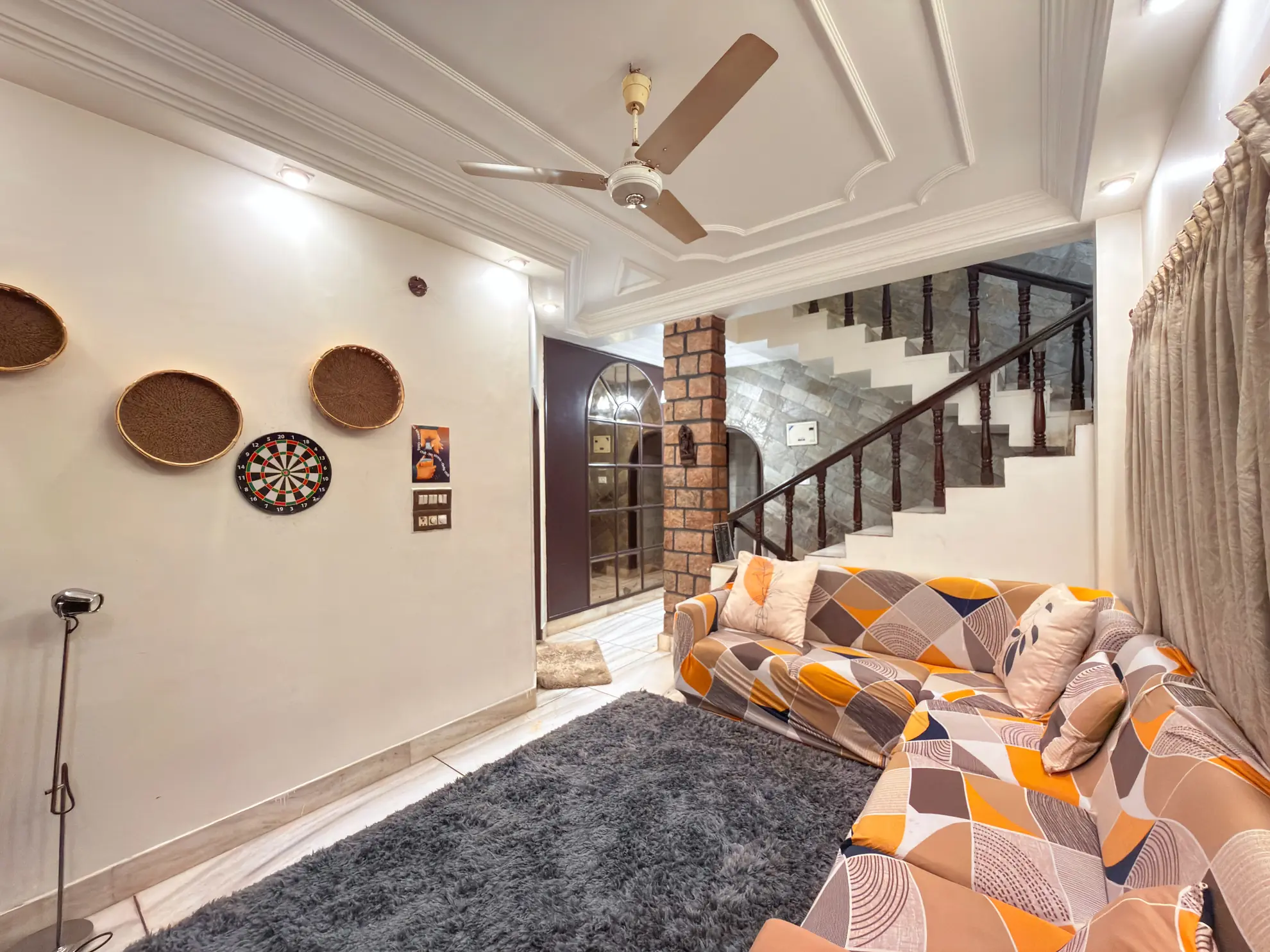 Property photo - Lounge