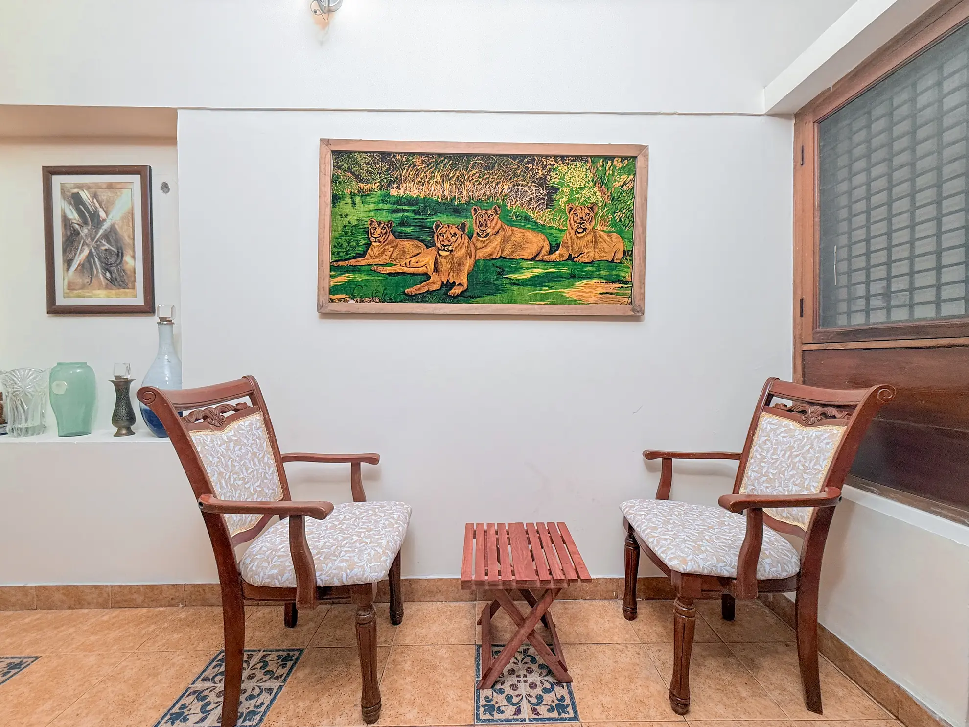 Property photo - Foyer