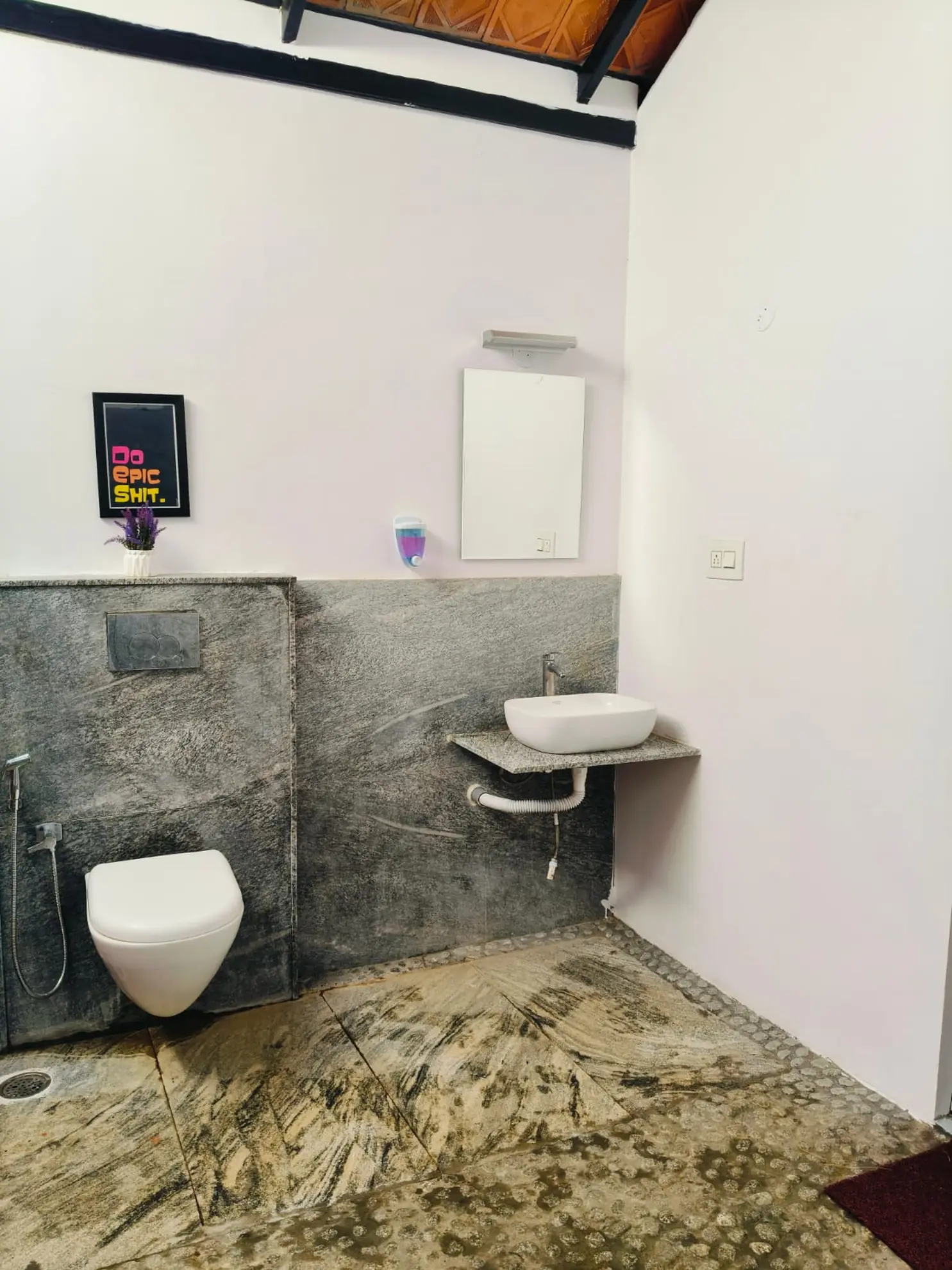 First Bedroom extra 3