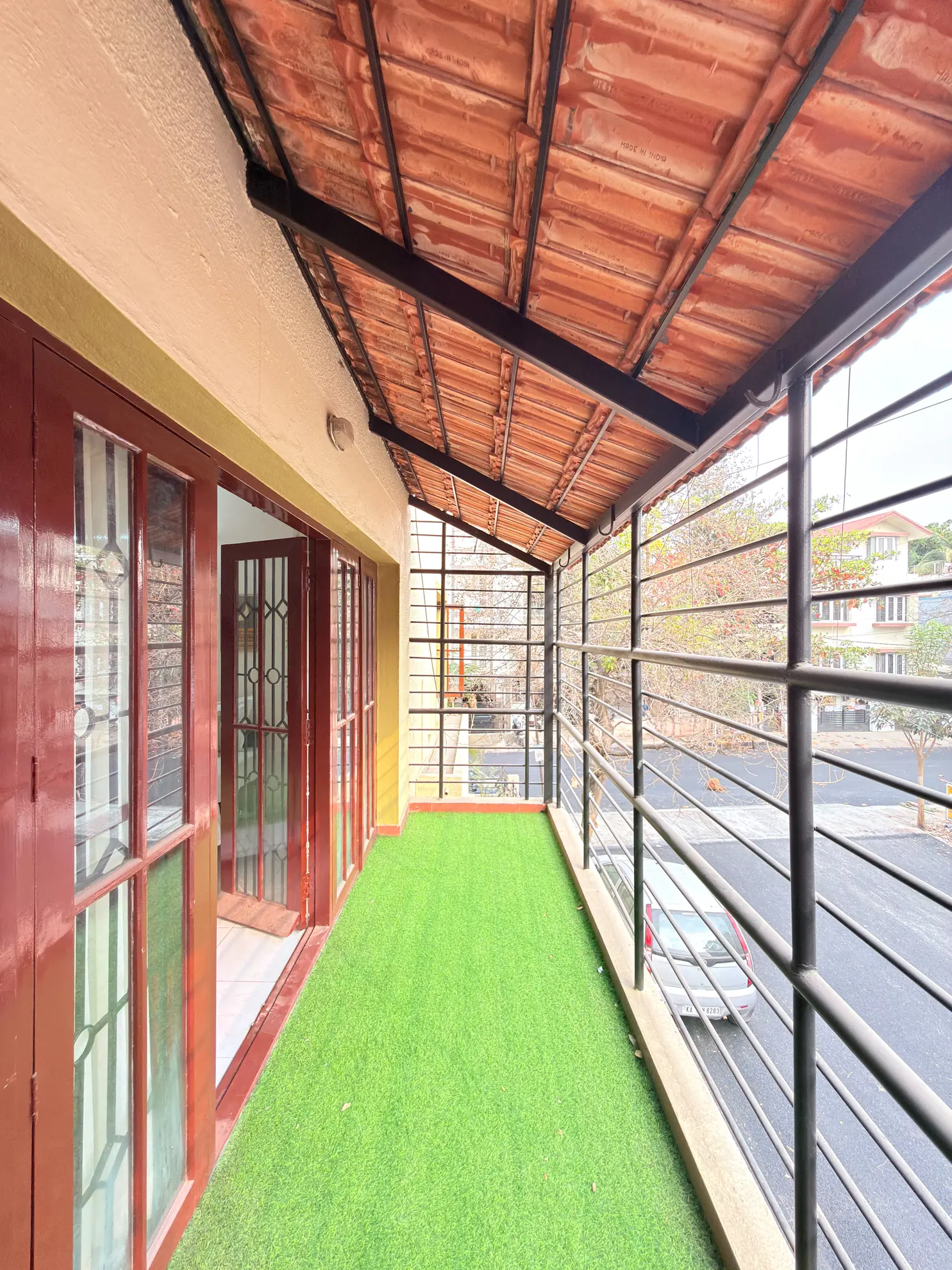 First Bedroom extra 5