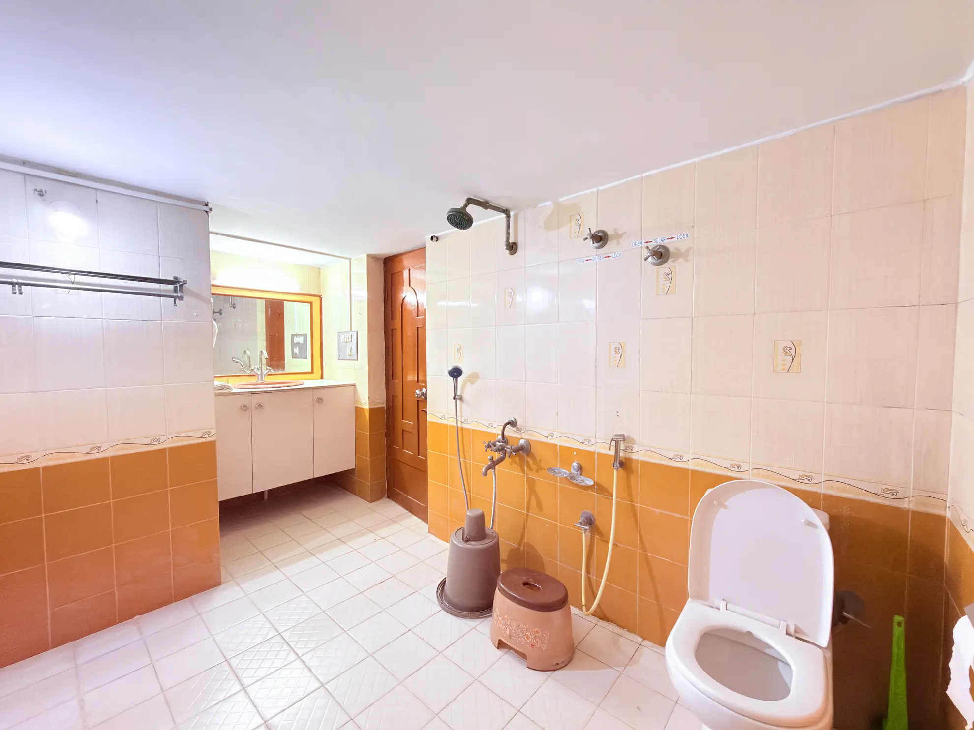 Second Bedroom extra 7