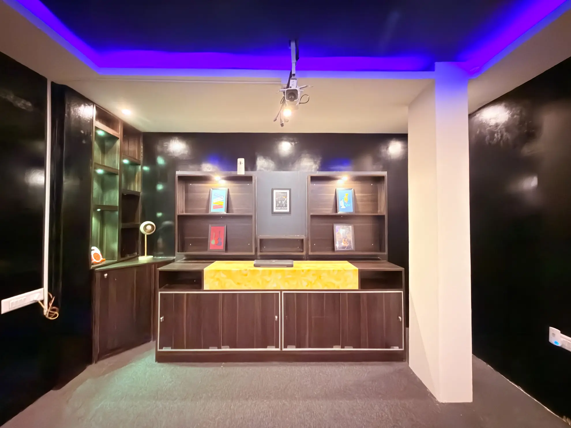 Private Theater extra 3