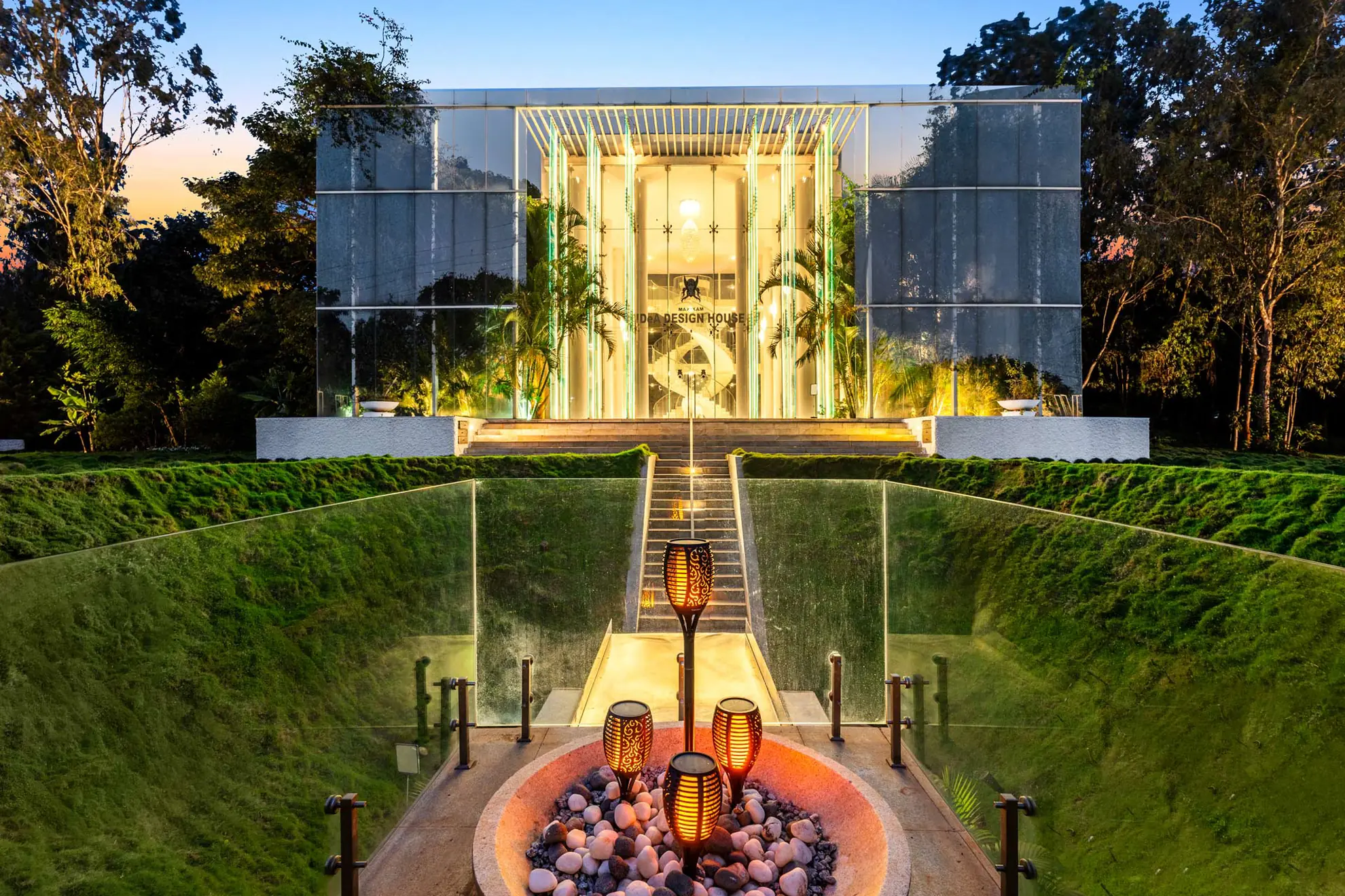 Entrance and Parking 2