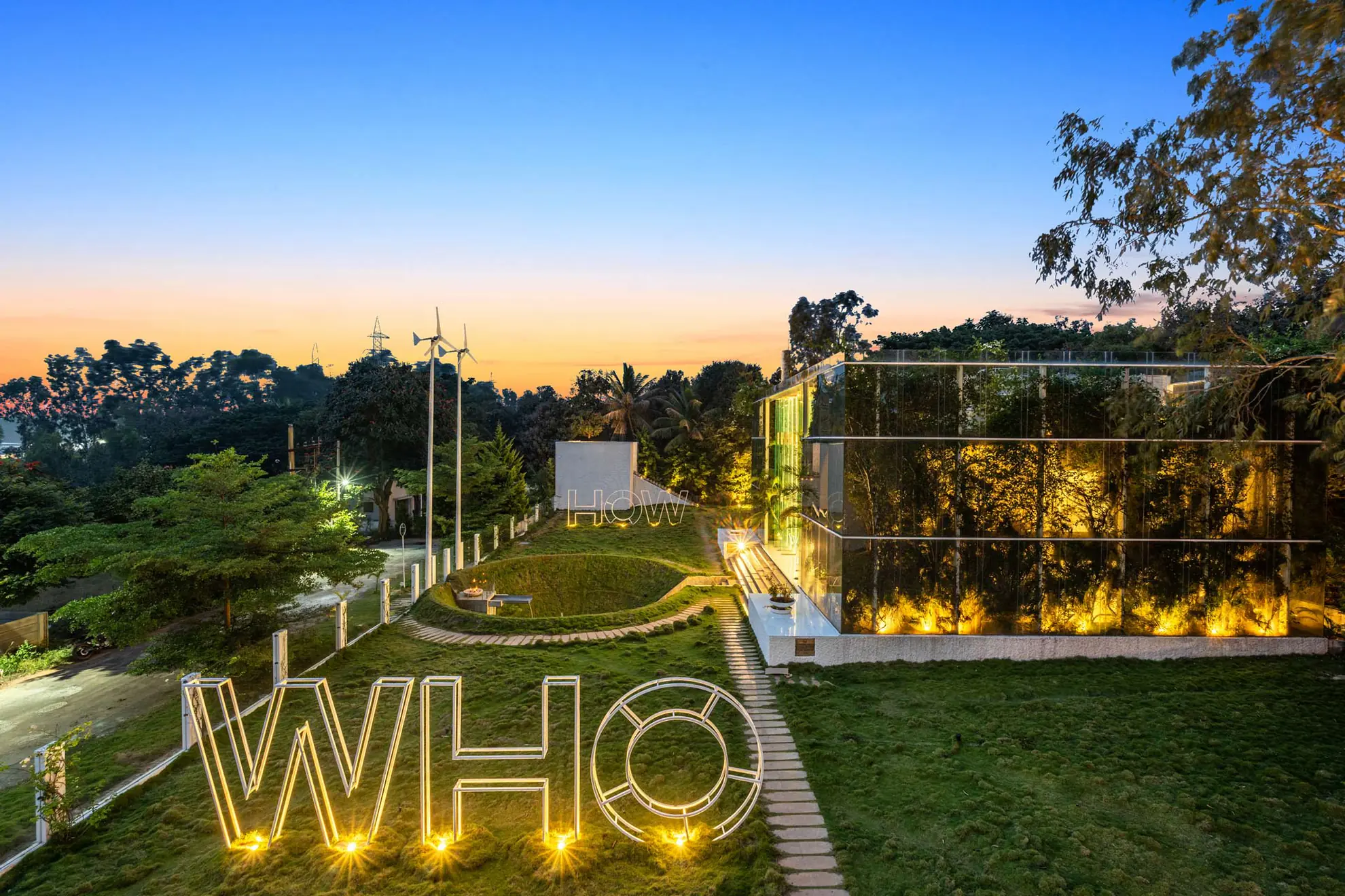 Entrance and Parking 4