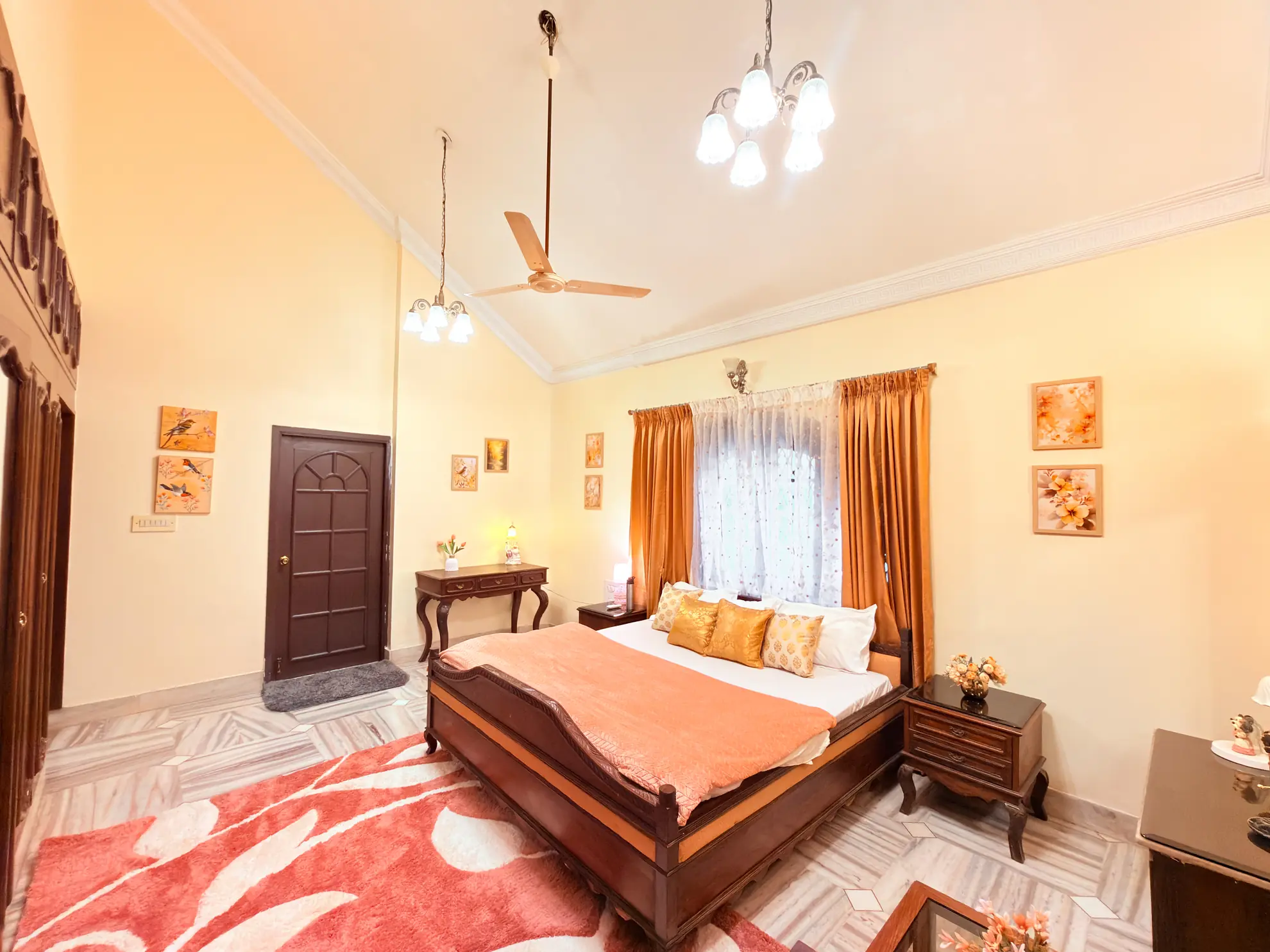 First Bedroom extra 1