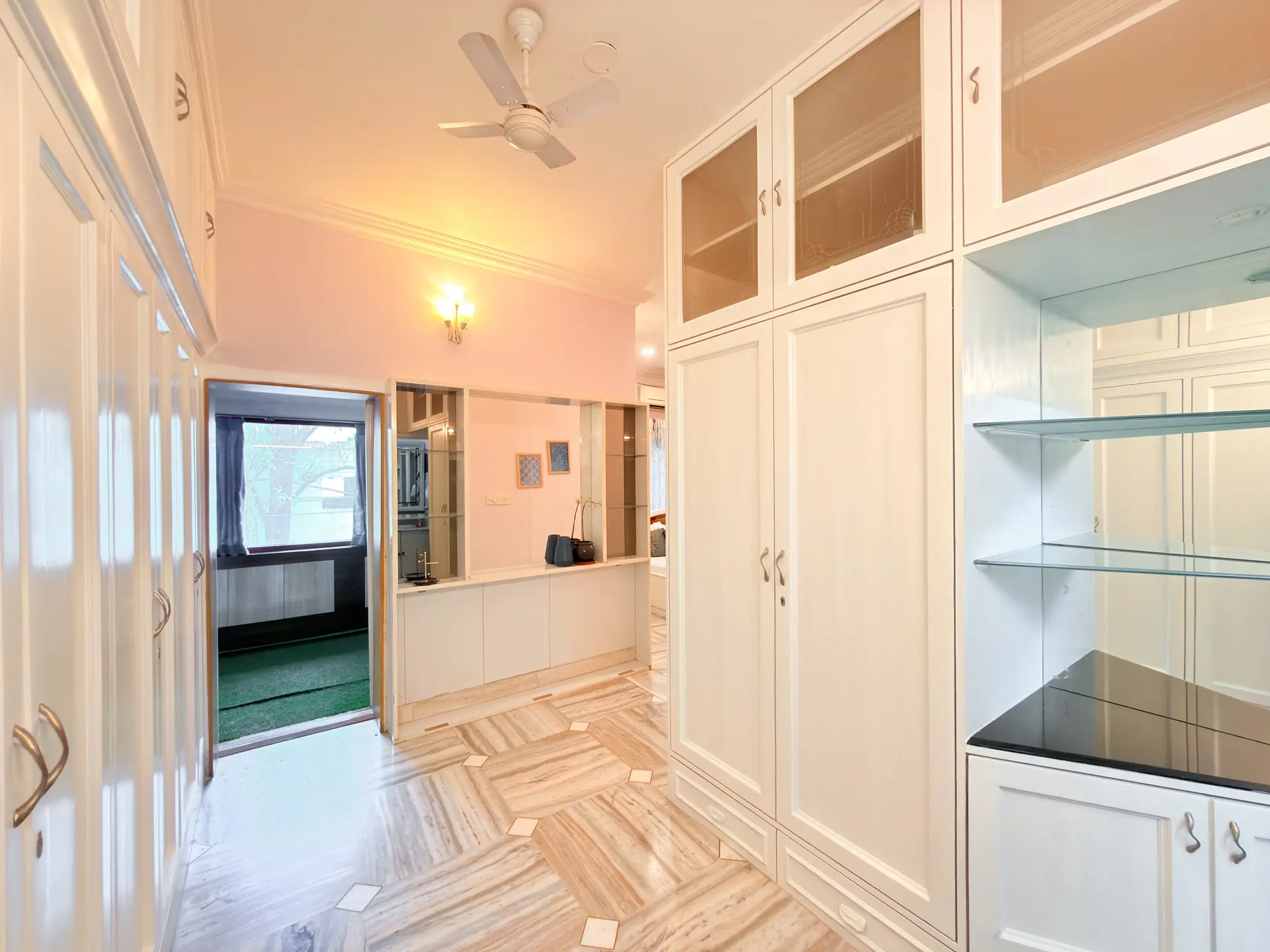 Second Bedroom extra 8