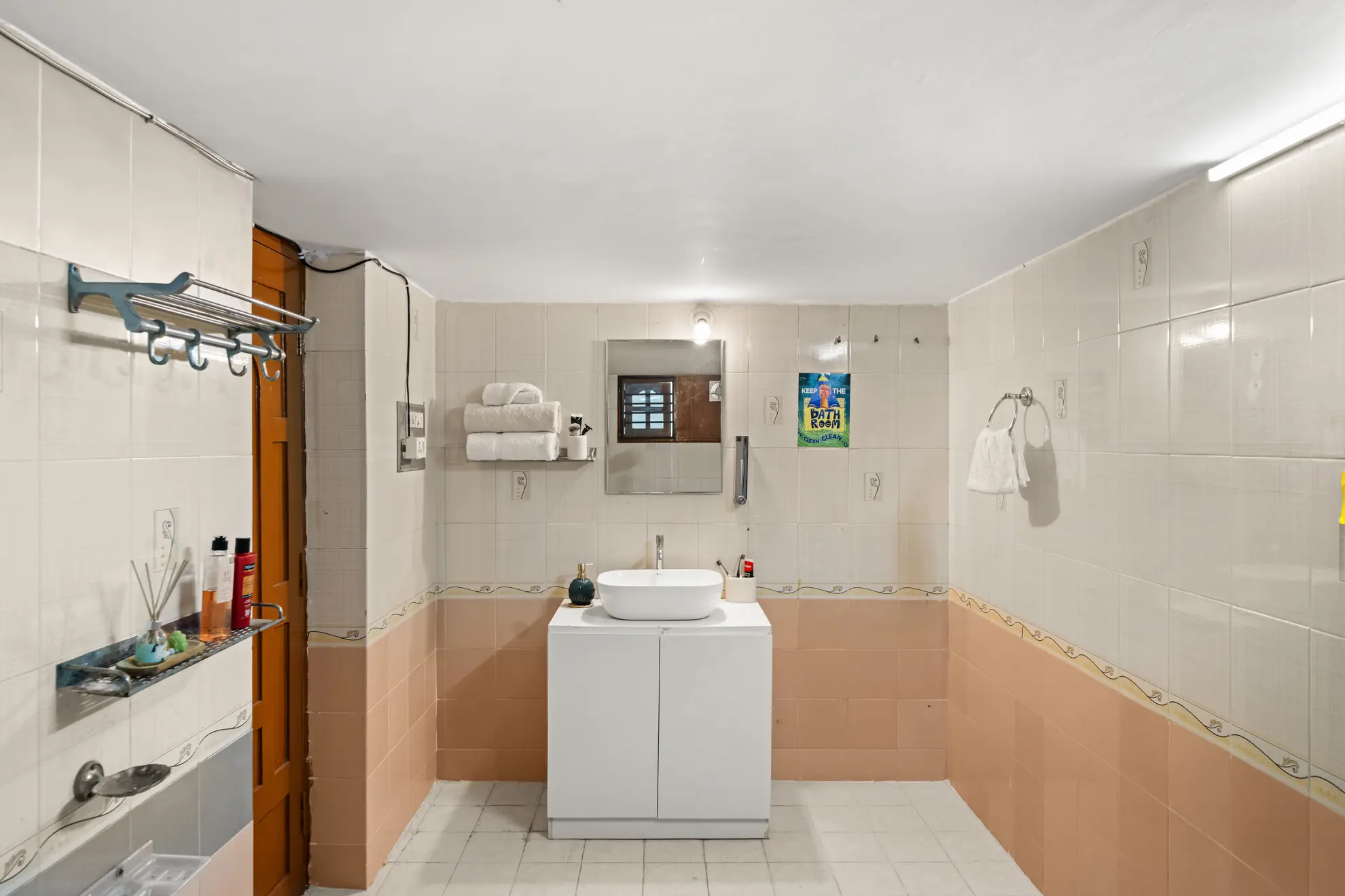 Fourth Bedroom 9 at Lucent Luxe, Bengaluru