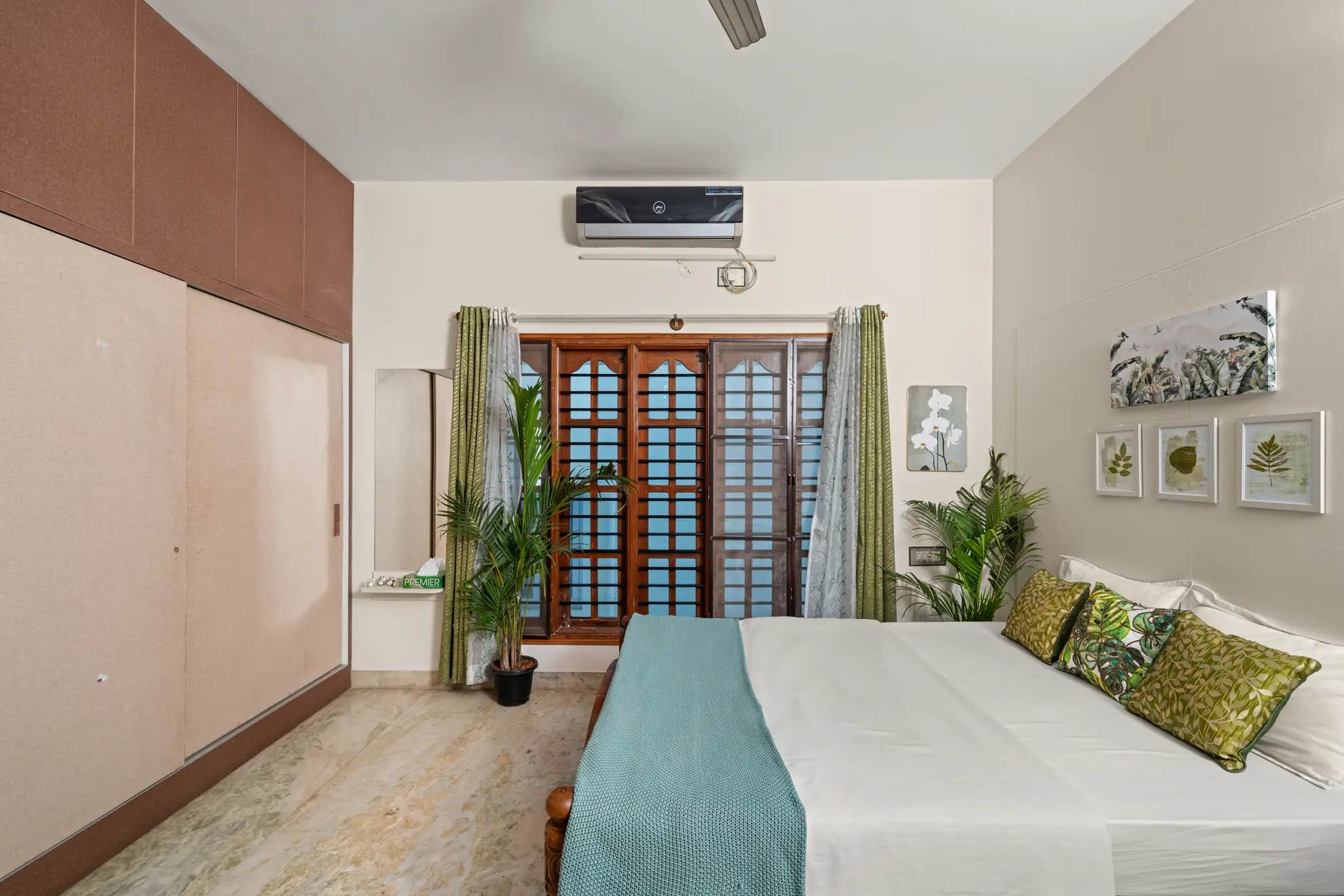 Fourth Bedroom 4 at Lucent Luxe, Bengaluru